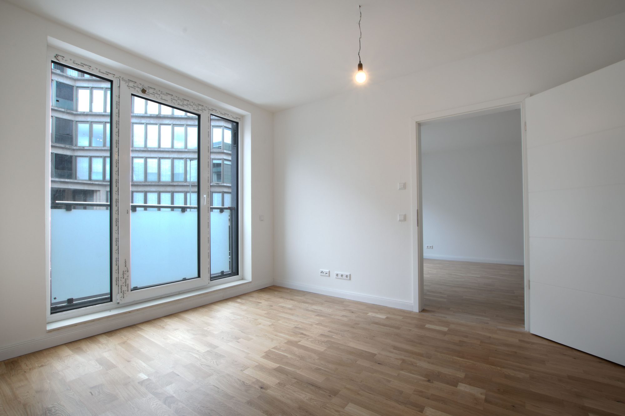 Immobilienangebot - Düsseldorf / Stadtmitte - Alle - Erstbezug! Exklusive 2-Zimmer-Wohnung im 4. OG – hochwertiger Neubau in Stadtmitte