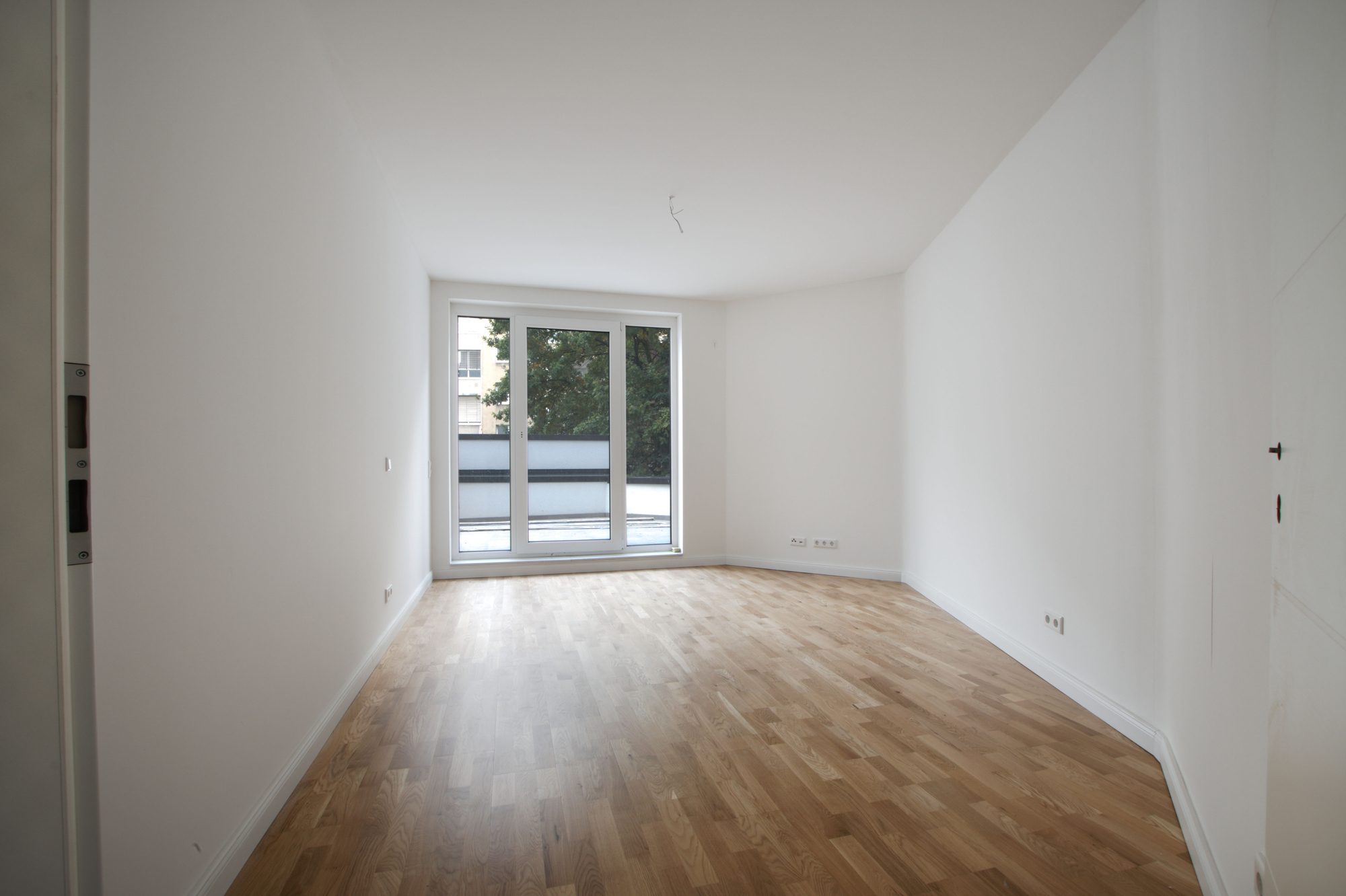 Immobilienangebot - Düsseldorf / Stadtmitte - Alle - Erstbezug! Exklusive 3-Zimmer-Wohnung im 4. OG – hochwertiger Neubau in Stadtmitte