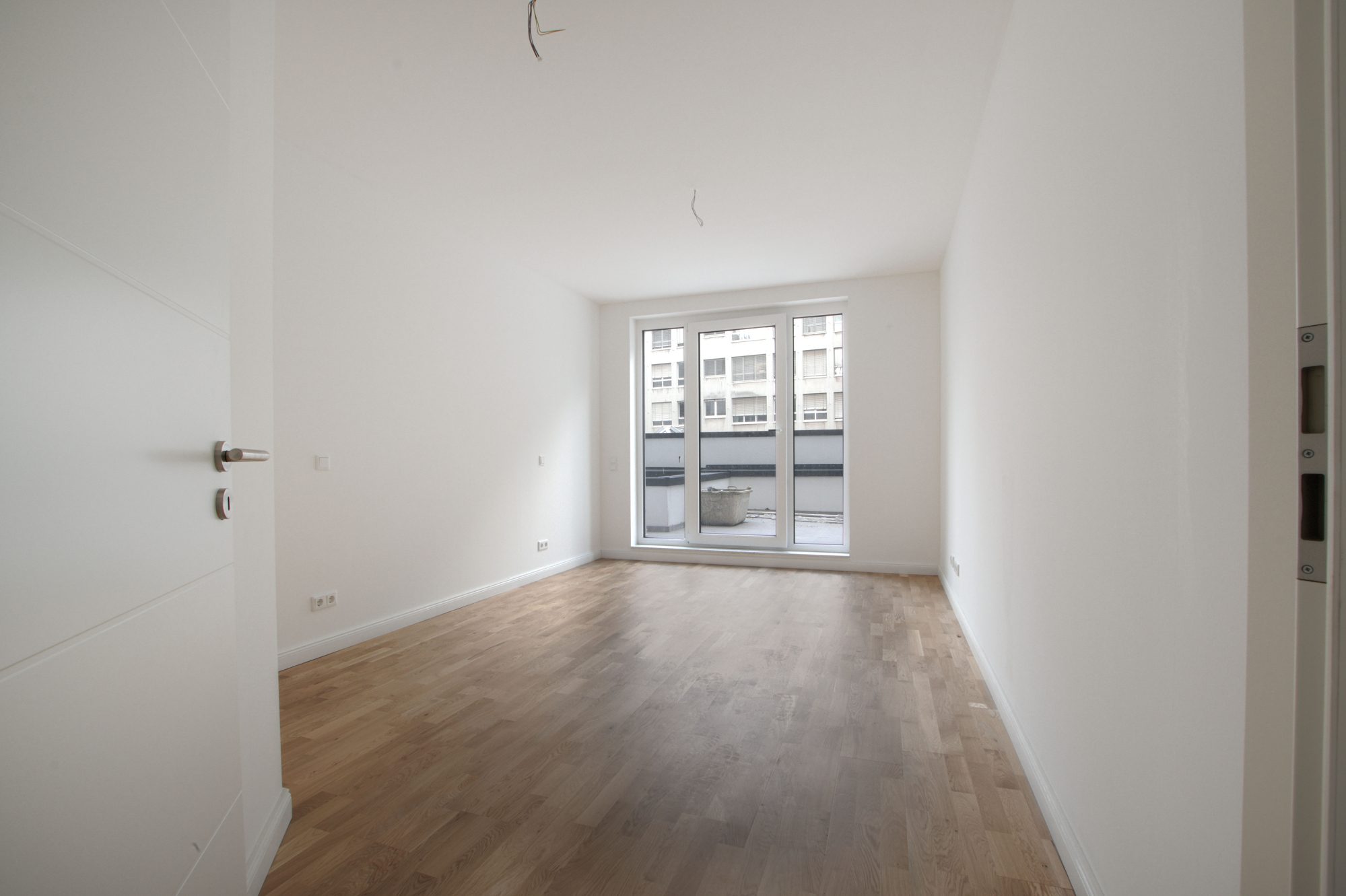 Immobilienangebot - Düsseldorf / Stadtmitte - Alle - Erstbezug! Exklusive 3-Zimmer-Wohnung im 4. OG – hochwertiger Neubau in Stadtmitte