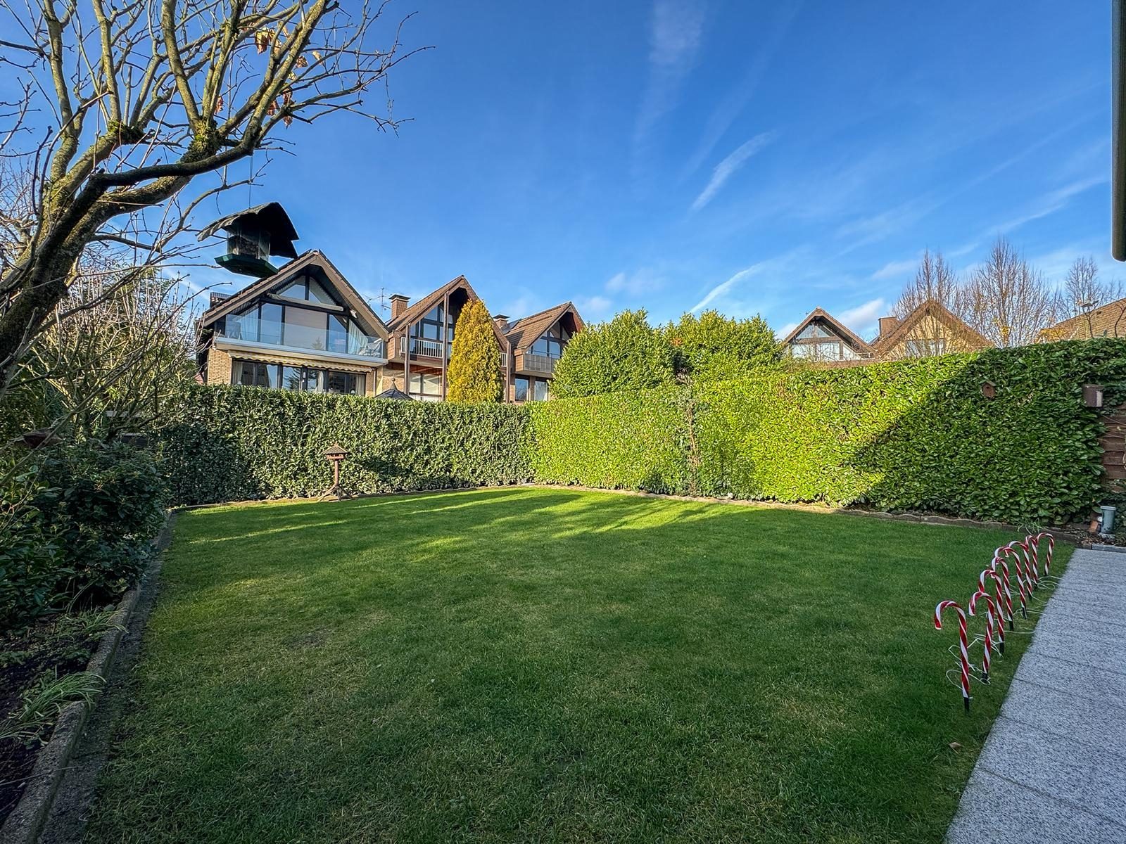 Immobilienangebot - Ratingen / Lintorf - Alle - Ratingen Lintorf: Wo aus einem Haus ein Zuhause wird – Raum für Familie und Geborgenheit