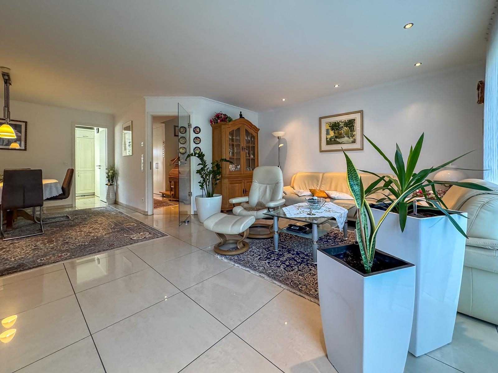 Immobilienangebot - Ratingen / Lintorf - Alle - Ratingen Lintorf: Wo aus einem Haus ein Zuhause wird – Raum für Familie und Geborgenheit