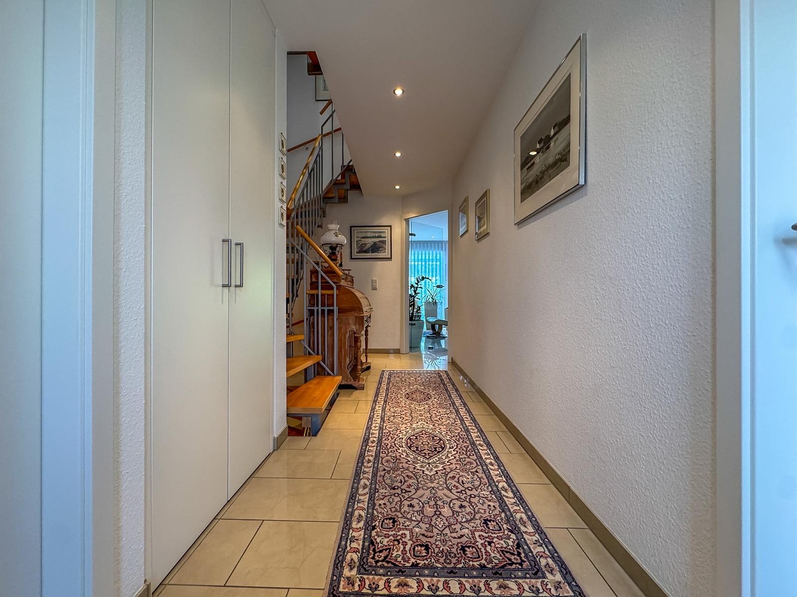 Immobilienangebot - Ratingen / Lintorf - Alle - Ratingen Lintorf: Wo aus einem Haus ein Zuhause wird – Raum für Familie und Geborgenheit
