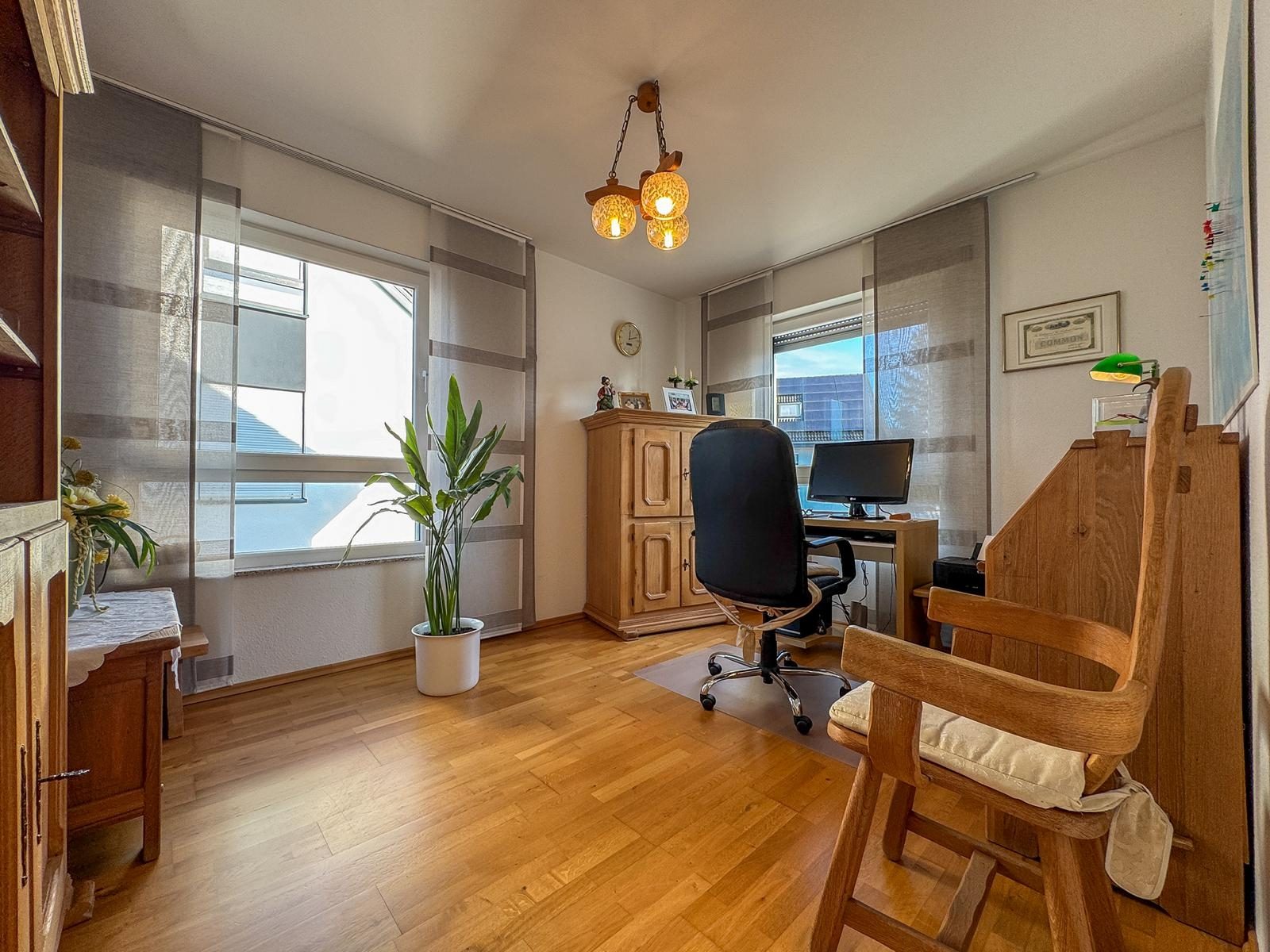 Immobilienangebot - Ratingen / Lintorf - Alle - Ratingen Lintorf: Wo aus einem Haus ein Zuhause wird – Raum für Familie und Geborgenheit