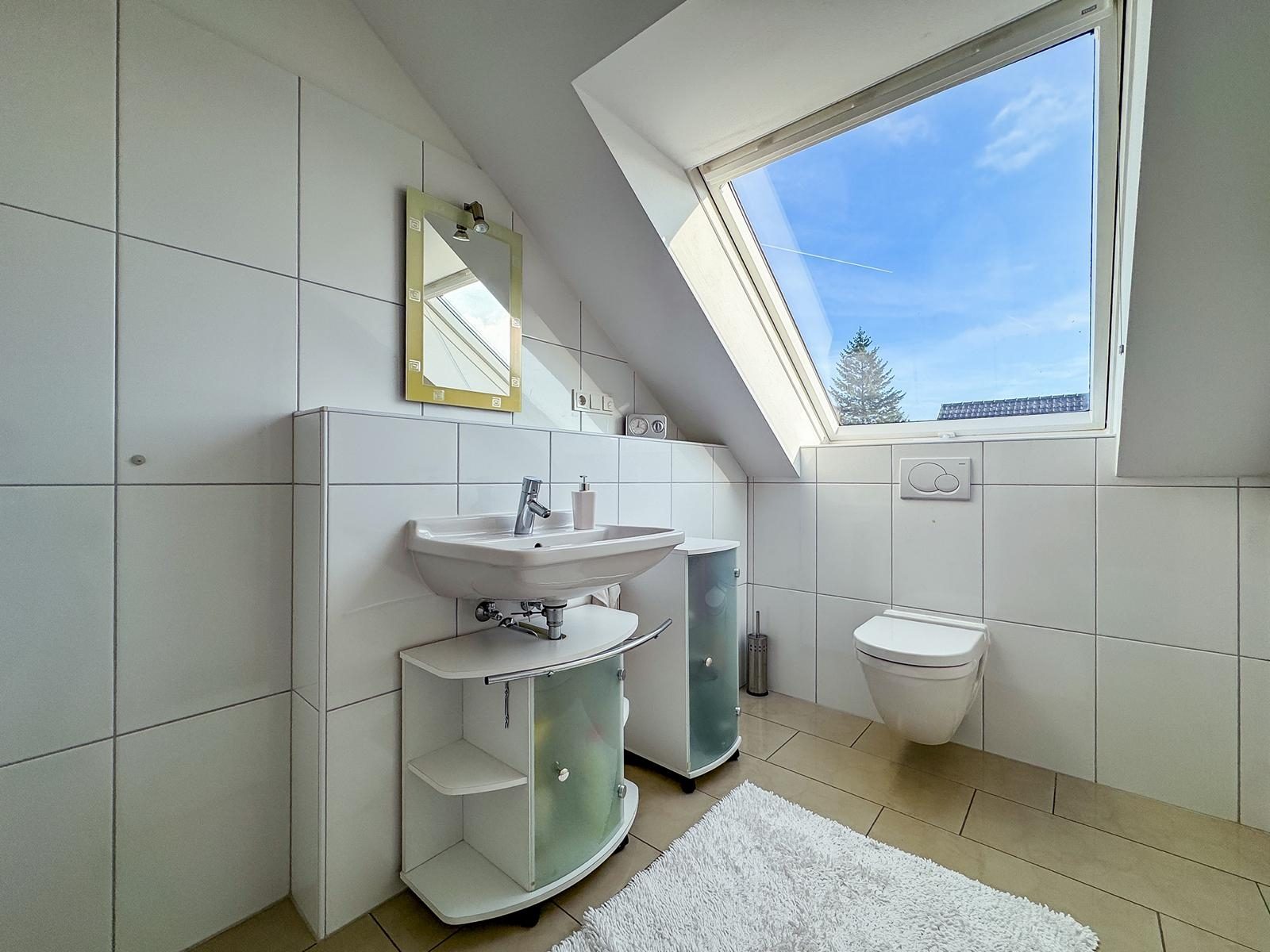 Immobilienangebot - Ratingen / Lintorf - Alle - Ratingen Lintorf: Wo aus einem Haus ein Zuhause wird – Raum für Familie und Geborgenheit