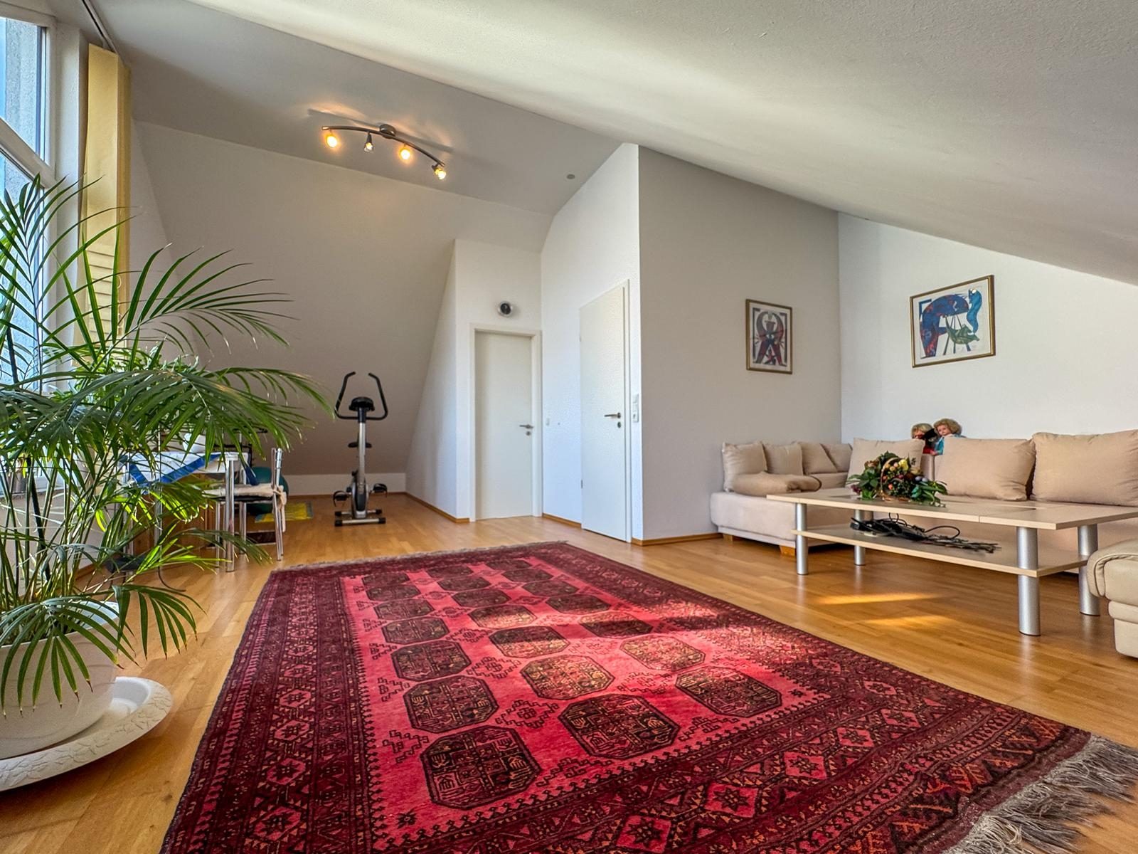 Immobilienangebot - Ratingen / Lintorf - Alle - Ratingen Lintorf: Wo aus einem Haus ein Zuhause wird – Raum für Familie und Geborgenheit