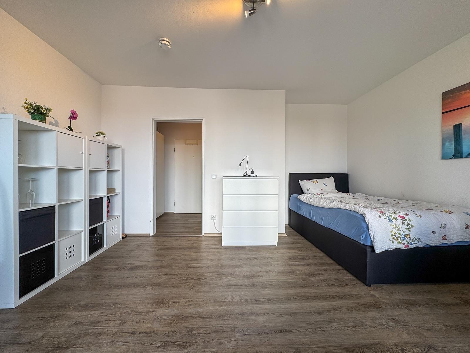 Immobilienangebot - Düsseldorf - Alle - Unterbilk: Charmantes Apartment mit TG-Stellplatz, voll möbliert zur sofortigen Nutzung frei.