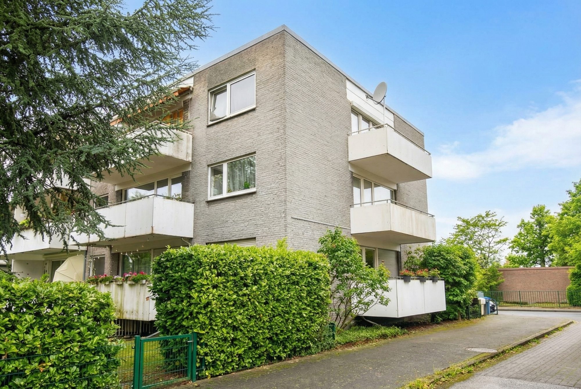 Immobilienangebot - Neuss / Norf - Alle - Neuss-Norf: Charmant vermietete Eigentumswohnung mit Balkon!
