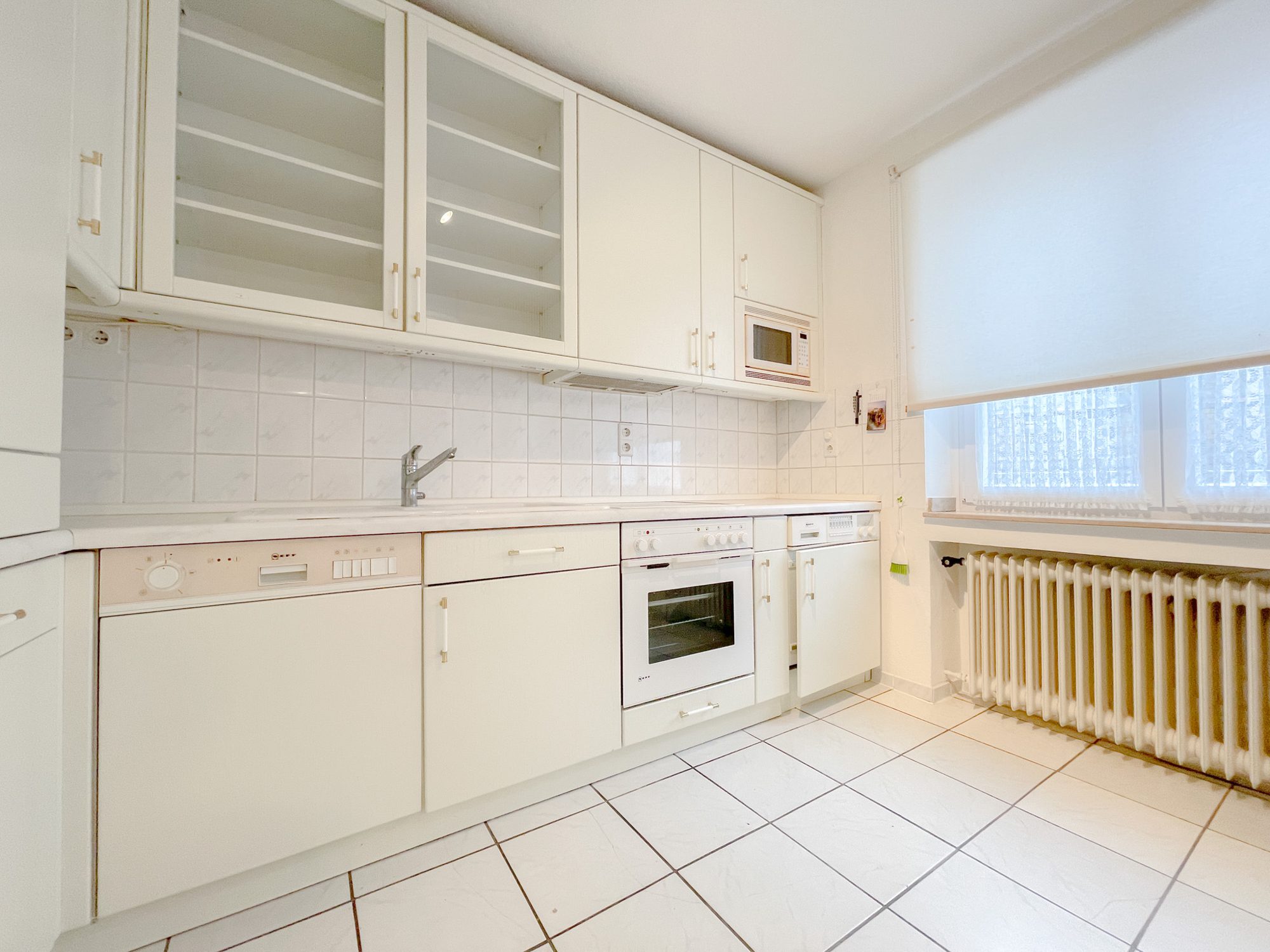 Immobilienangebot - Düsseldorf - Alle - Friedrichstadt: attraktives Wohnungspaket im Herzen von Düsseldorf - 2 Einheiten mit viel Potenzial