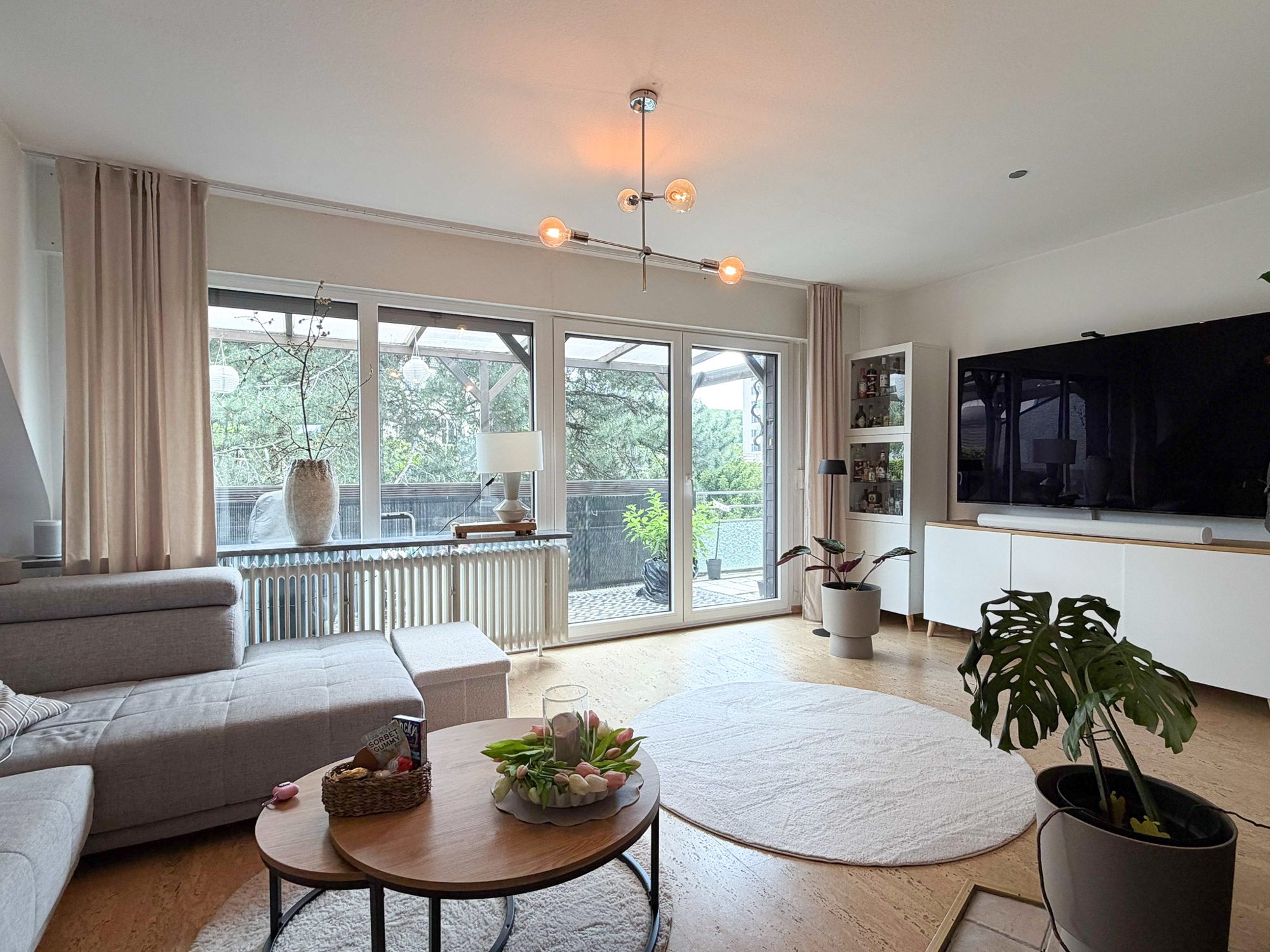 Immobilienangebot - Düsseldorf - Alle - Düsseldorf-Rath: Attraktive 3-Zimmer Renditeimmobilie mit zwei Balkonen und Eigennutzungsoption!
