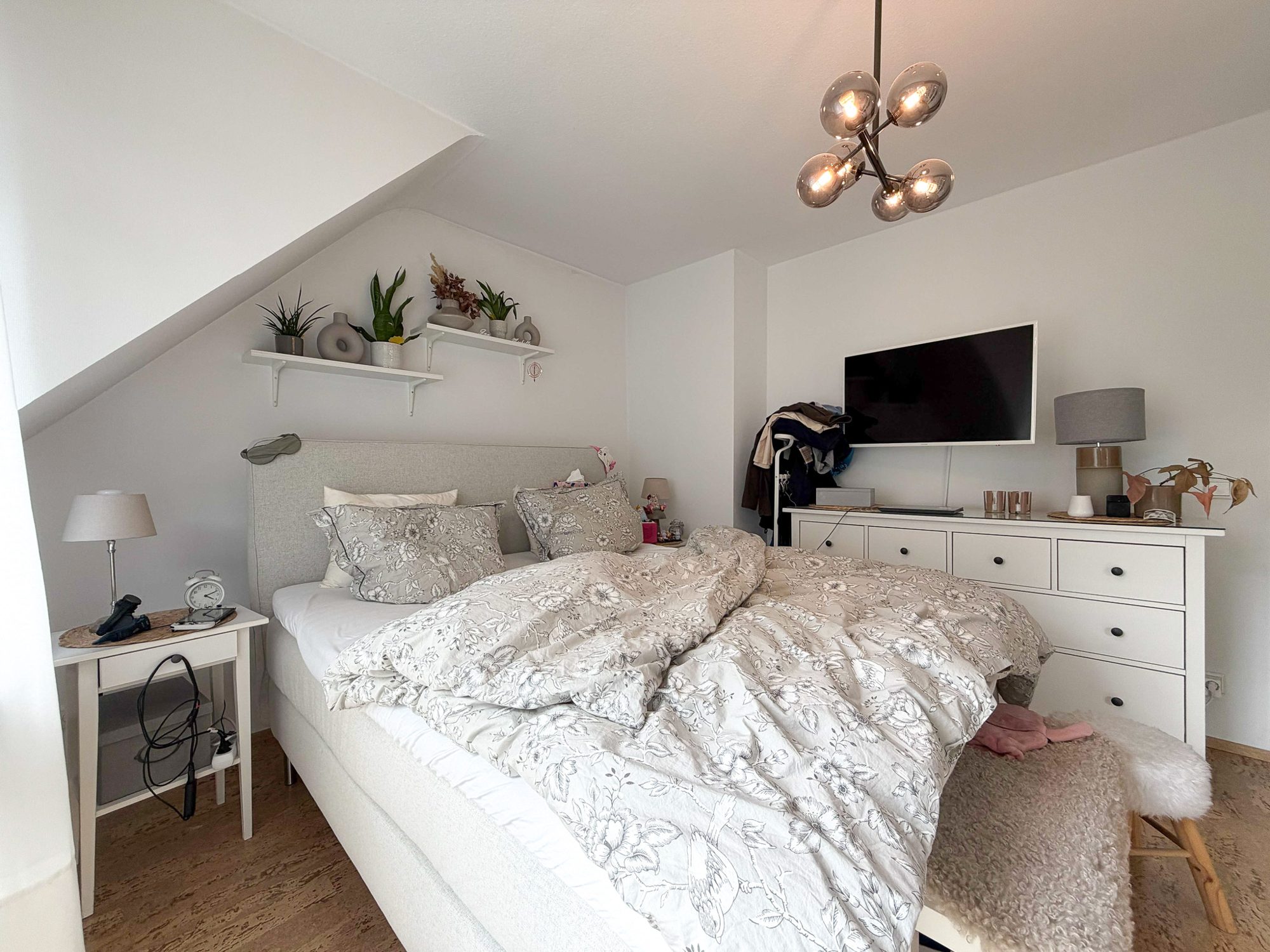 Immobilienangebot - Düsseldorf - Alle - Düsseldorf-Rath: Attraktive 3-Zimmer Renditeimmobilie mit zwei Balkonen und Eigennutzungsoption!