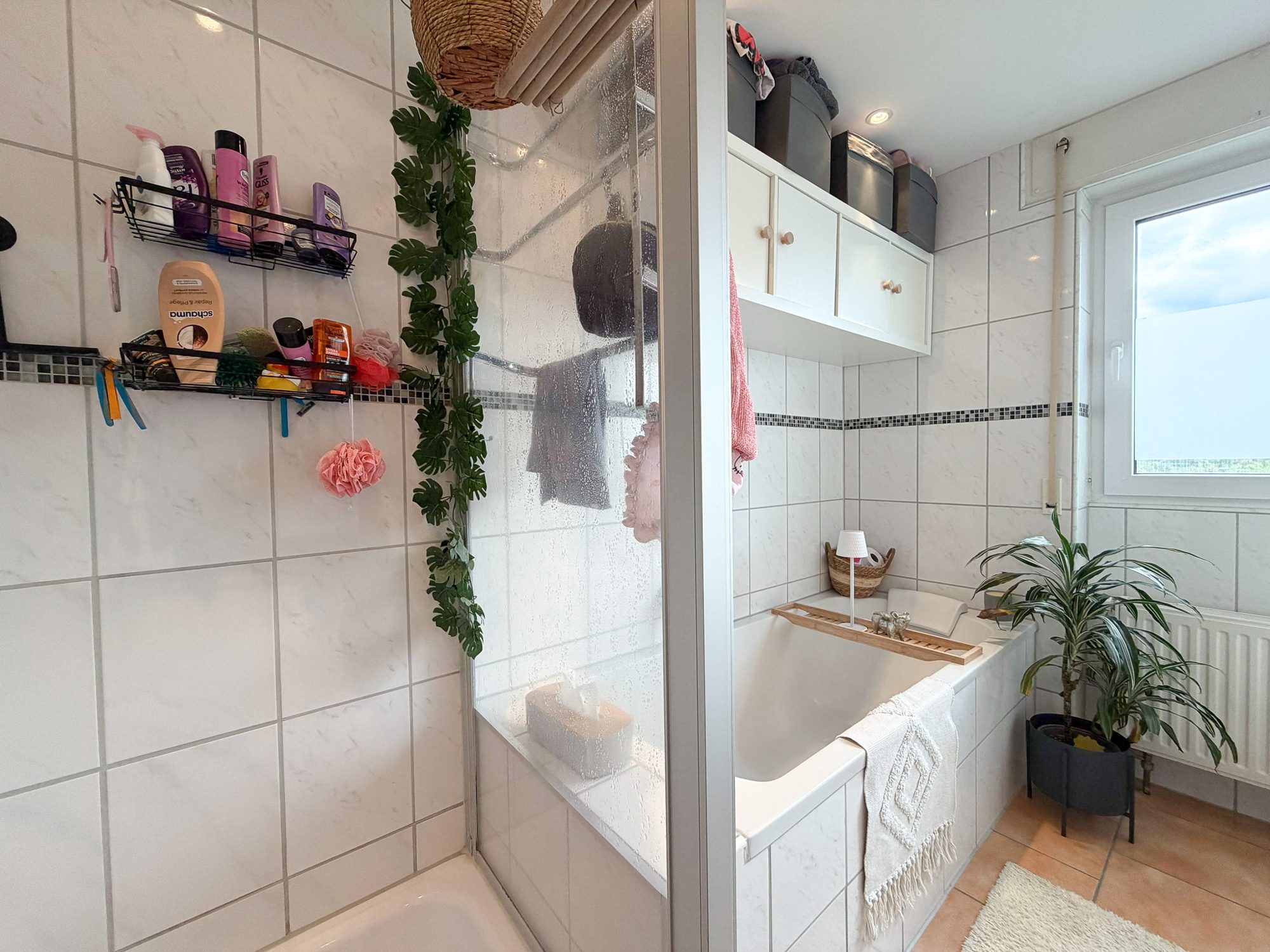 Immobilienangebot - Düsseldorf - Alle - Düsseldorf-Rath: Attraktive 3-Zimmer Renditeimmobilie mit zwei Balkonen und Eigennutzungsoption!