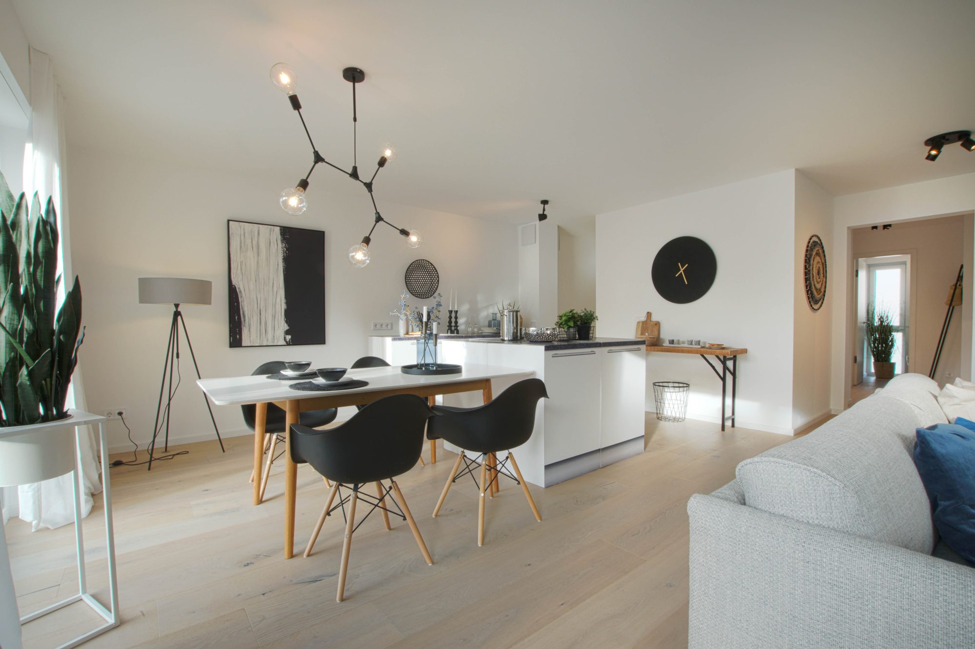 Immobilienangebot - Düsseldorf - Alle - Jetzt einziehen: Exklusive 4-Zimmer-Neubauwohnung mit Südwestbalkon in Düsseldorf-Unterbach!