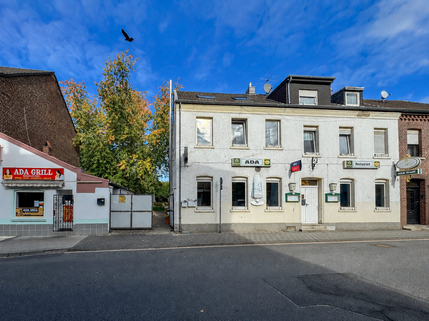Immobilienangebot - Jüchen - Alle - Jüchen-Hochneukirch: Wohn- und Geschäftshaus mit erheblichem Wertsteigerungspotenzial