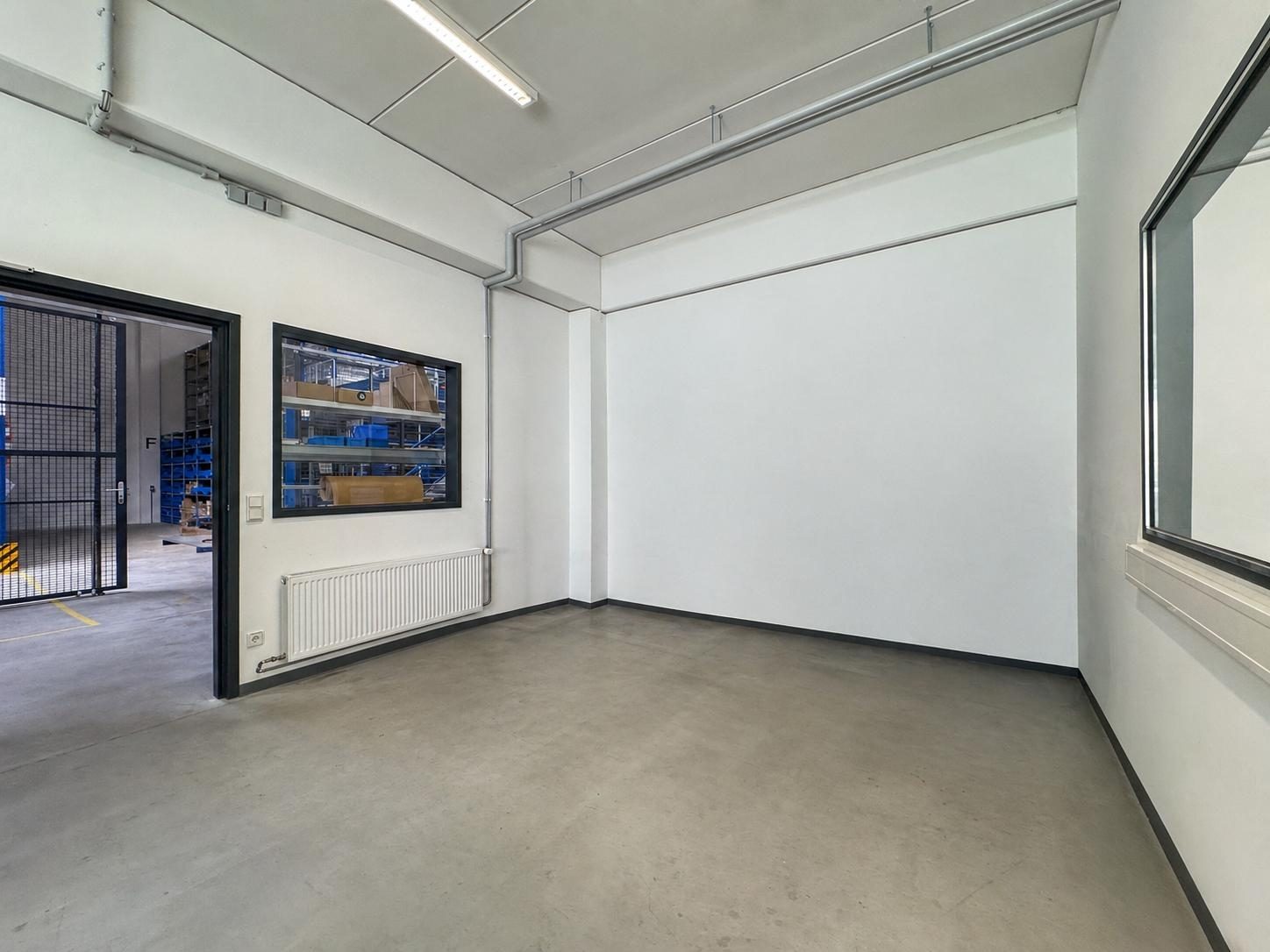 Immobilienangebot - Düsseldorf / Flingern Süd - Alle - Flingern Süd: Hochwertige Gewerbeeinheit mit Halle & Büros – flexibel nutzbar auf 861 m²