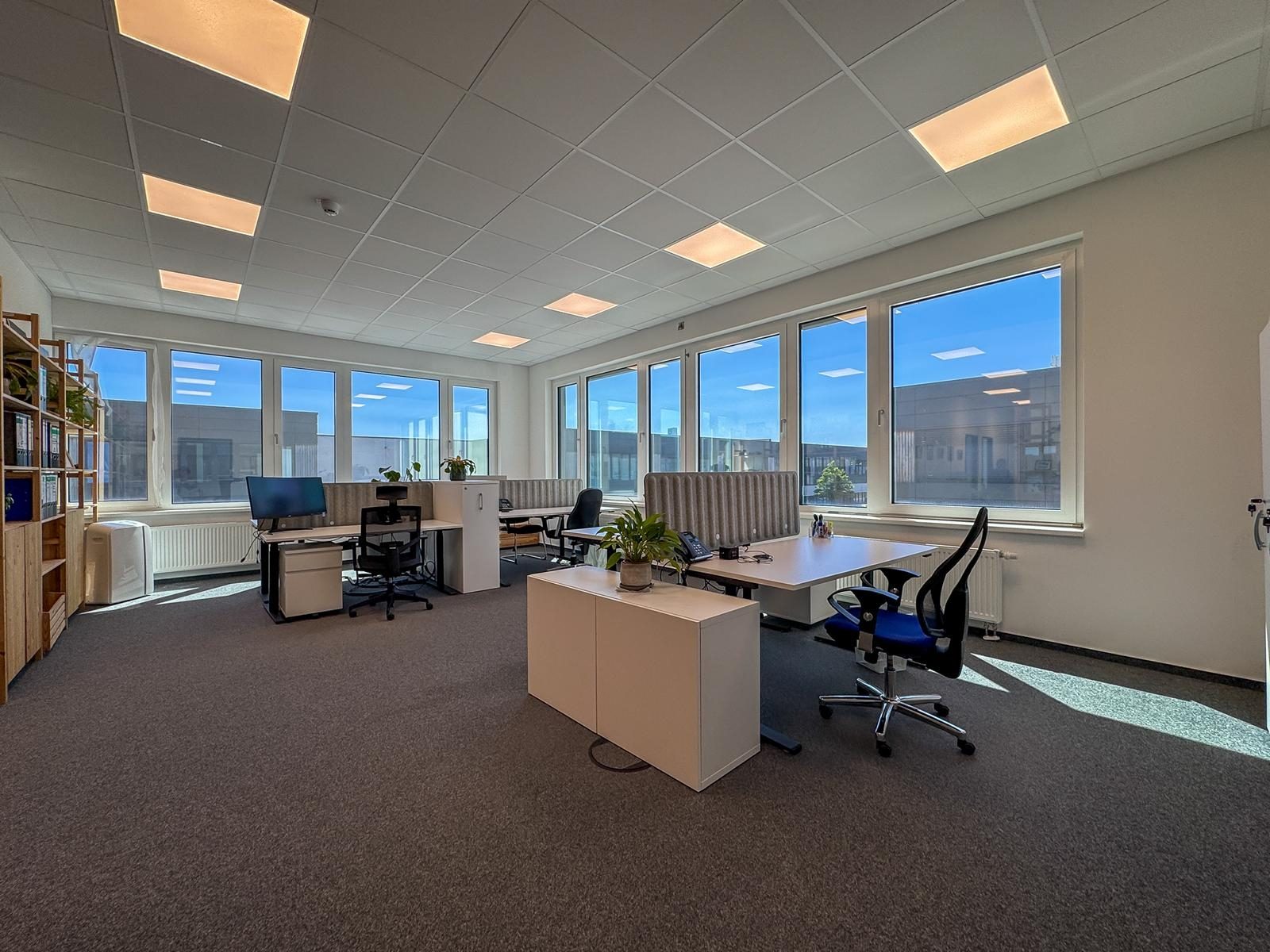 Immobilienangebot - Düsseldorf / Flingern Süd - Alle - Flingern Süd: Hochwertige Gewerbeeinheit mit Halle & Büros – flexibel nutzbar auf 861 m²