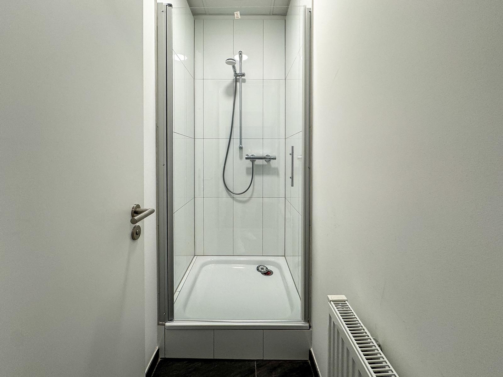 Immobilienangebot - Düsseldorf / Flingern Süd - Alle - Flingern Süd: Hochwertige Gewerbeeinheit mit Halle & Büros – flexibel nutzbar auf 861 m²