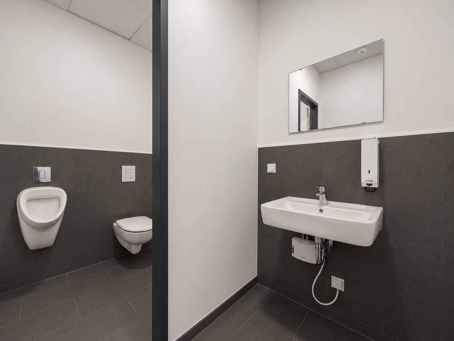Immobilienangebot - Düsseldorf / Flingern Süd - Alle - Flingern Süd: Hochwertige Gewerbeeinheit mit Halle & Büros – flexibel nutzbar auf 861 m²