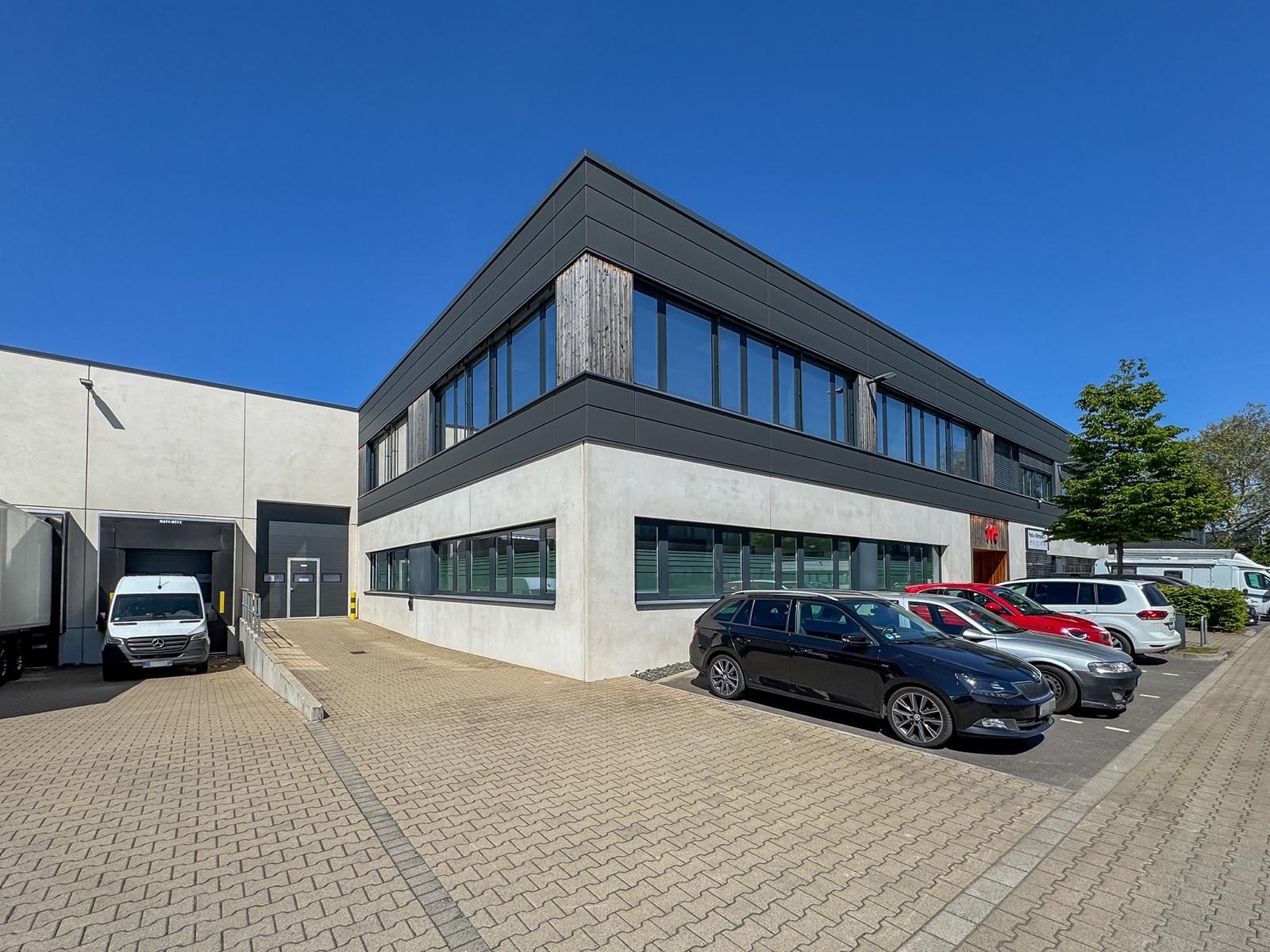 Immobilienangebot - Düsseldorf / Flingern Süd - Alle - Flingern Süd: Hochwertige Gewerbeeinheit mit Halle & Büros – flexibel nutzbar auf 861 m²