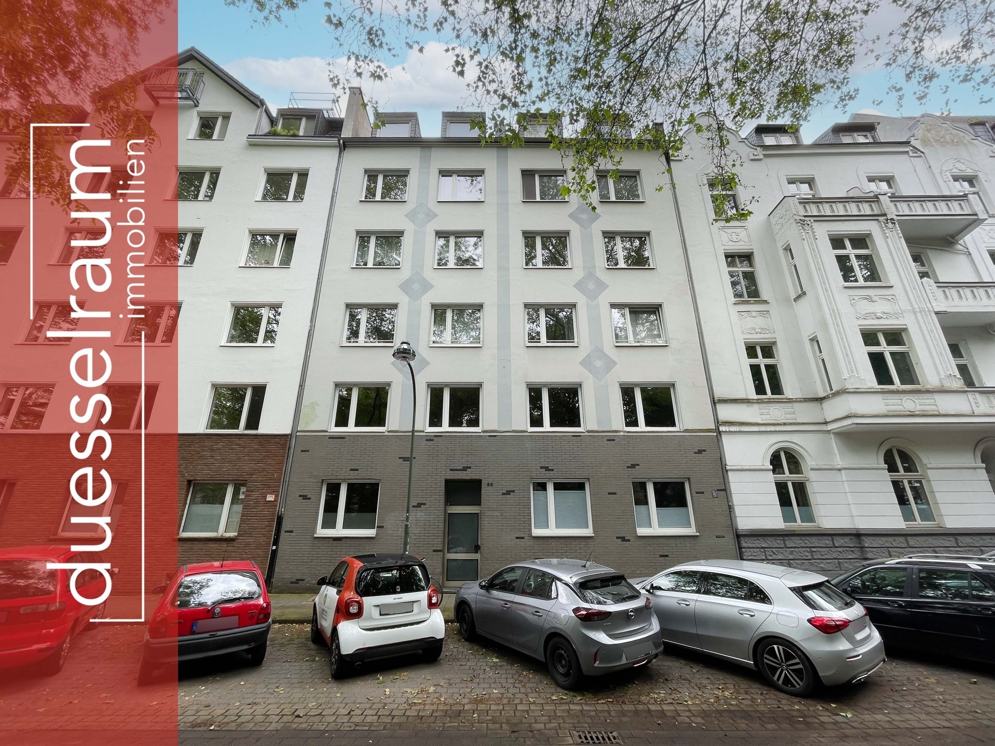 Immobilienangebot - Düsseldorf - Alle - Großzügig geschnittene und leerstehende 3-Zimmer-Dachgeschosswohnung in urbaner Bilker Wohnlage!