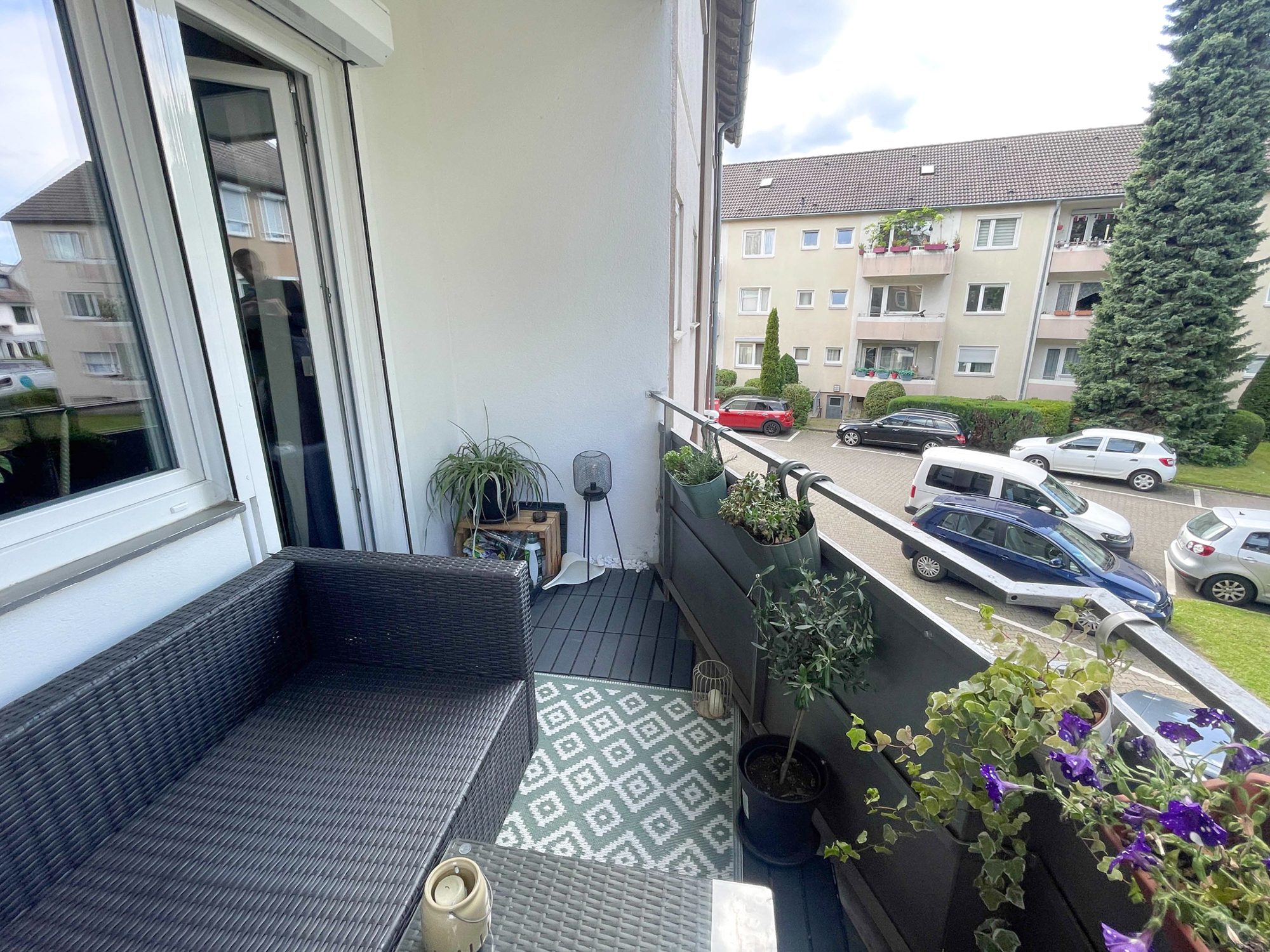 Immobilienangebot - Düsseldorf - Alle - Düsseldorf-Unterrath: Investieren mit Perspektive – 2-Zimmer-Wohnung mit Balkon!