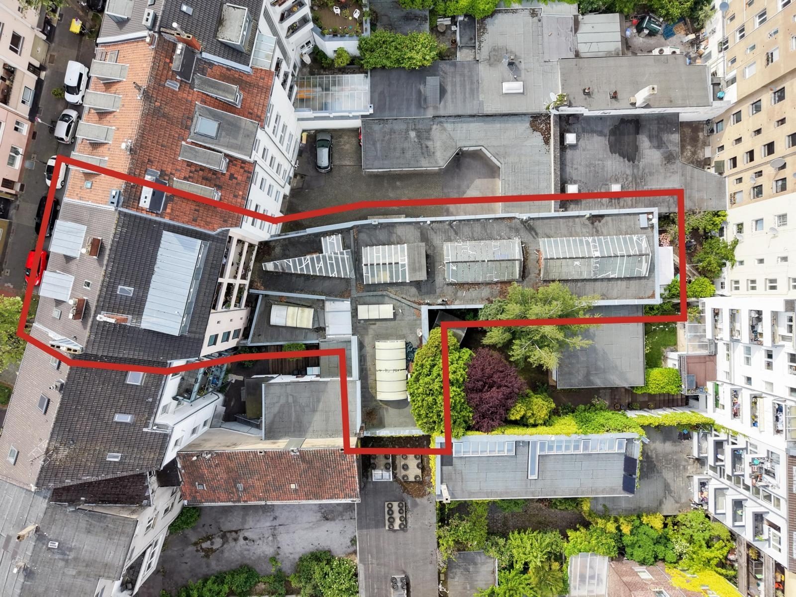 Immobilienangebot - Düsseldorf - Alle - Oberbilk: attraktives Wohn- & Geschäftshaus mit Entwicklungspotenzial in zentraler Lage
