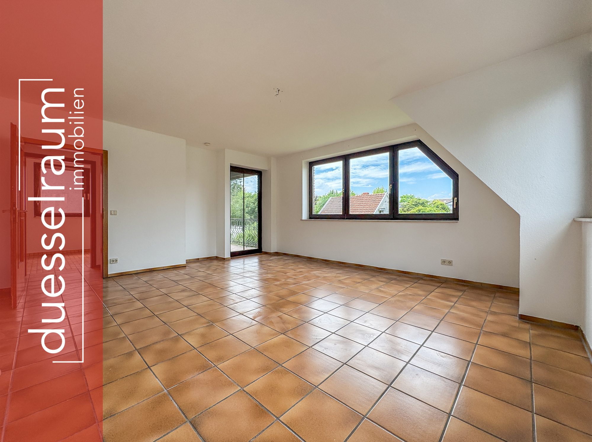 Immobilienangebot - Düsseldorf - Alle - Düsseldorf Benrath: 2-Zimmer Maisonette Wohnung mit Nord-West-Balkon!