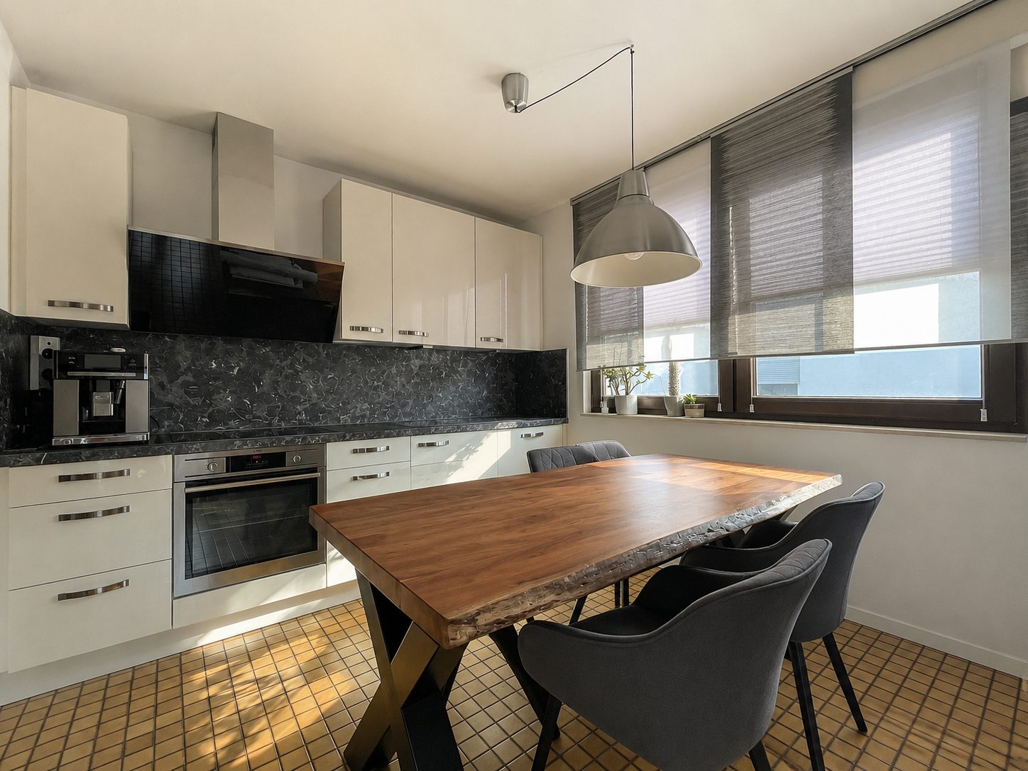 Immobilienangebot - Düsseldorf - Alle - Düsseldorf Benrath: 2-Zimmer Maisonette Wohnung mit Nord-West-Balkon!
