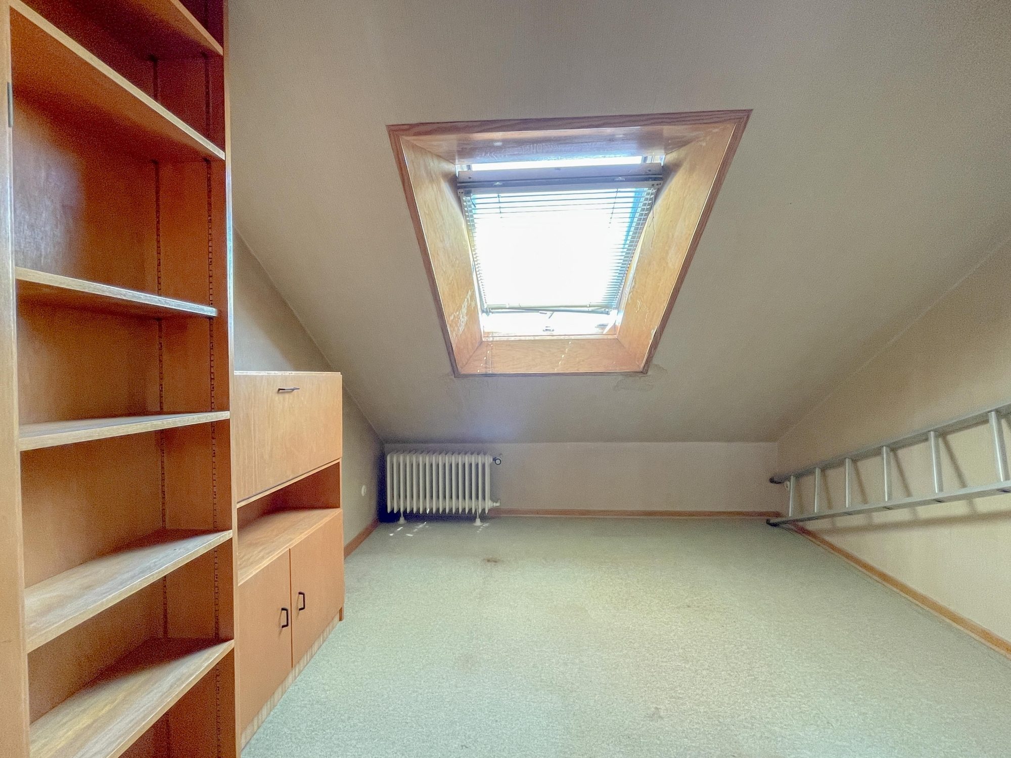 Immobilienangebot - Düsseldorf - Alle - Wersten: gepflegtes Reihenmittelhaus mit Süd-Garten und Entwicklungspotenzial in ruhiger Lage
