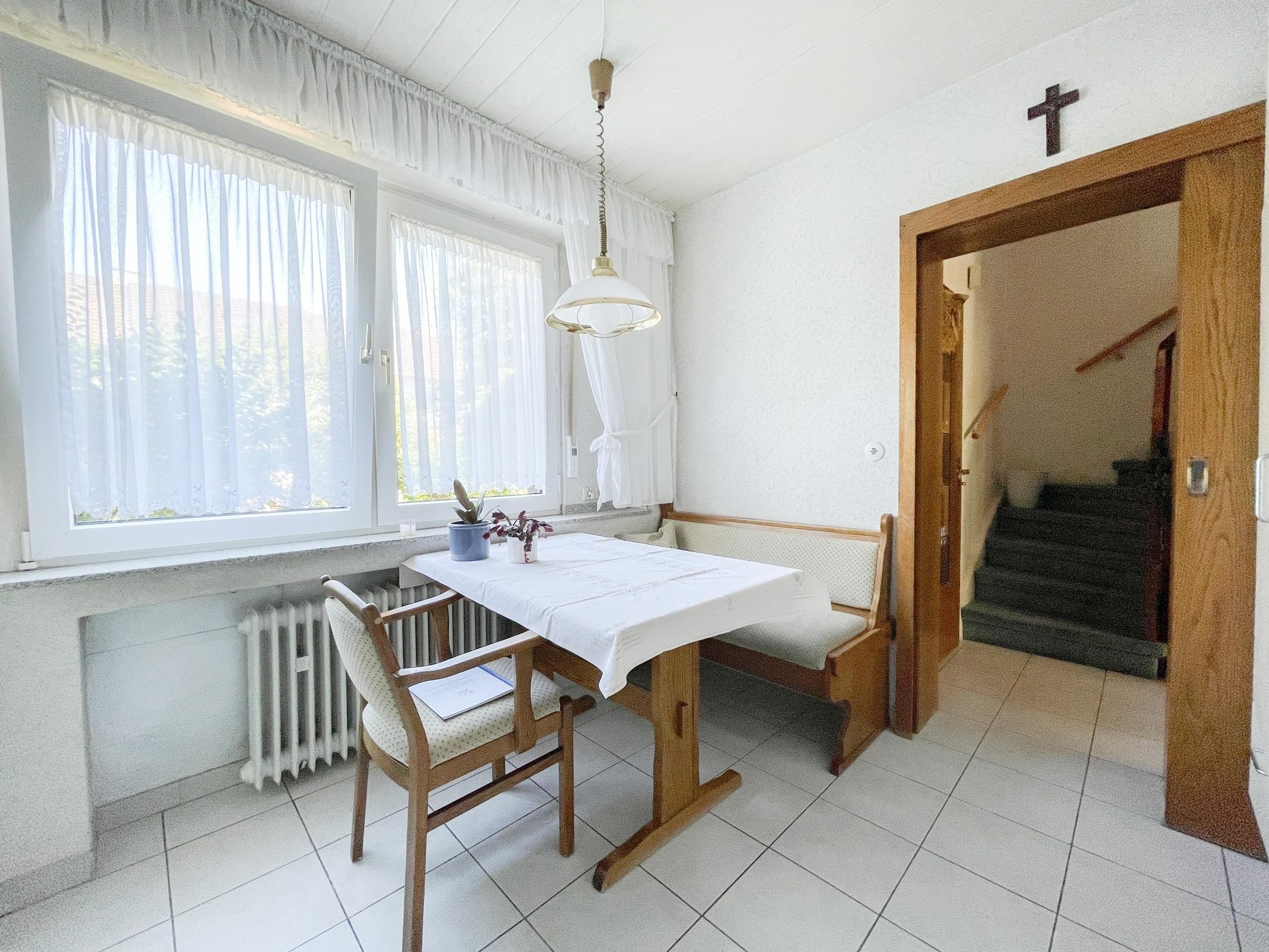 Immobilienangebot - Düsseldorf - Alle - Wersten: gepflegtes Reihenmittelhaus mit Süd-Garten und Entwicklungspotenzial in ruhiger Lage