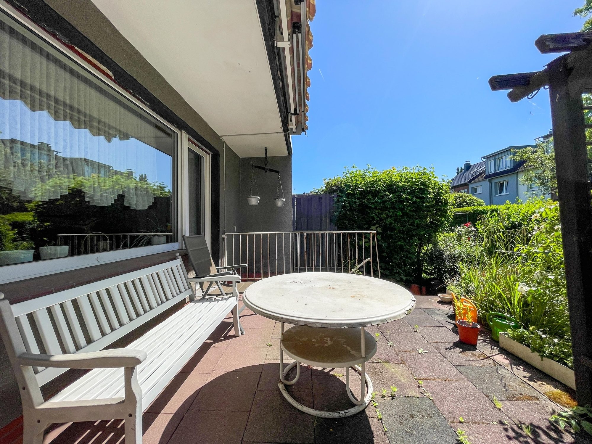 Immobilienangebot - Düsseldorf - Alle - Wersten: gepflegtes Reihenmittelhaus mit Süd-Garten und Entwicklungspotenzial in ruhiger Lage