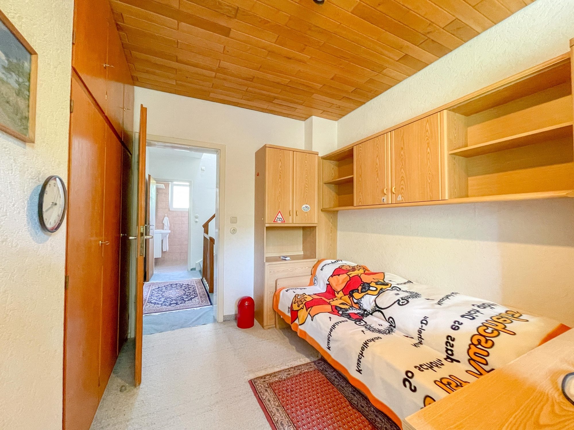 Immobilienangebot - Düsseldorf - Alle - Wersten: gepflegtes Reihenmittelhaus mit Süd-Garten und Entwicklungspotenzial in ruhiger Lage