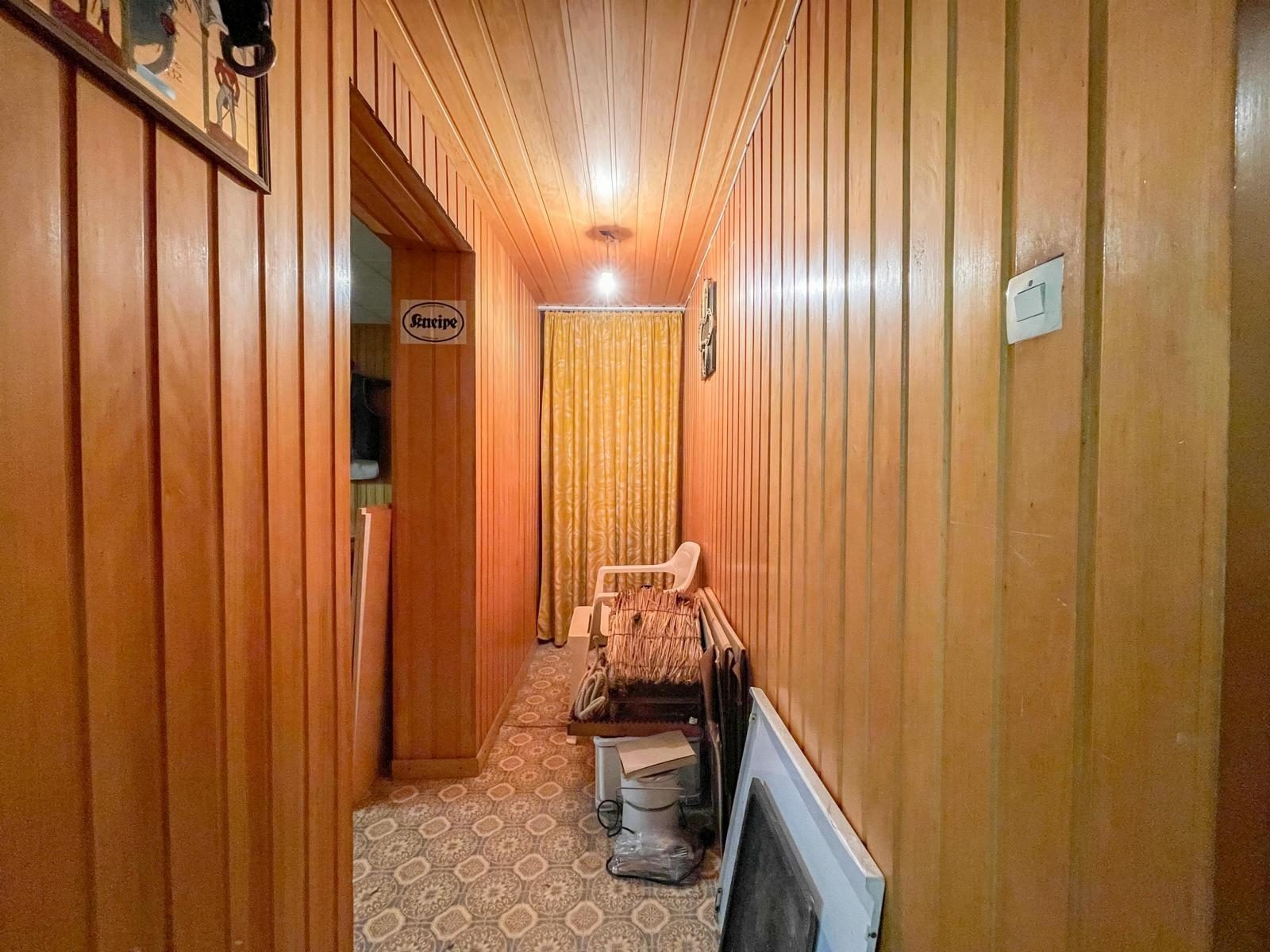 Immobilienangebot - Düsseldorf - Alle - Wersten: gepflegtes Reihenmittelhaus mit Süd-Garten und Entwicklungspotenzial in ruhiger Lage