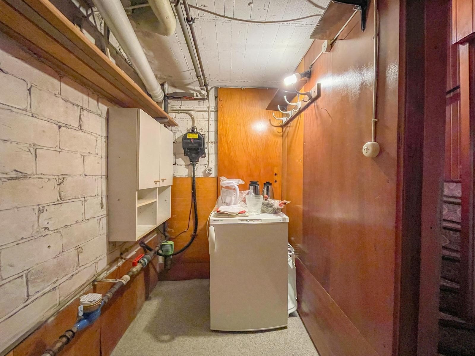 Immobilienangebot - Düsseldorf - Alle - Wersten: gepflegtes Reihenmittelhaus mit Süd-Garten und Entwicklungspotenzial in ruhiger Lage