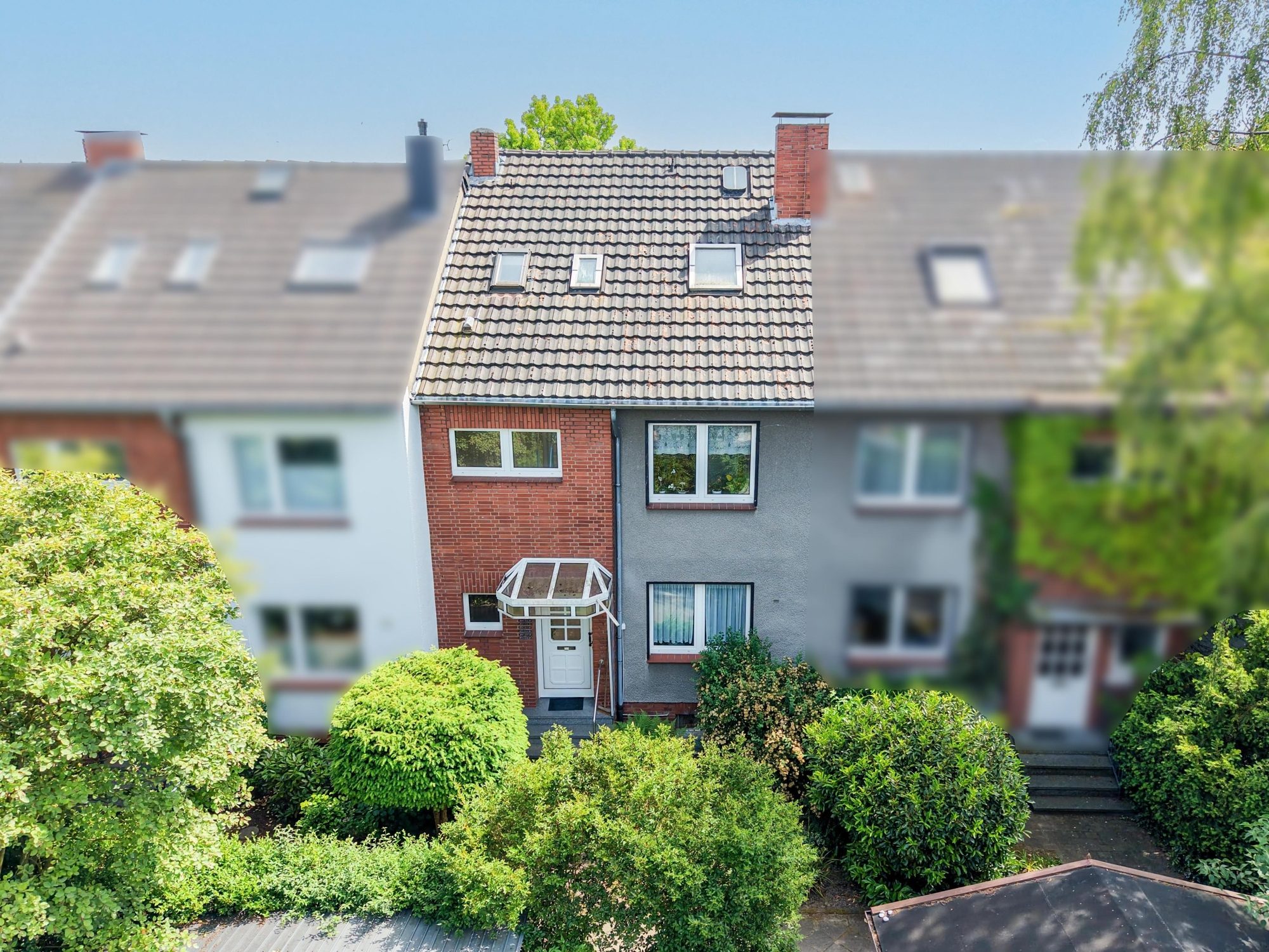 Immobilienangebot - Düsseldorf - Alle - Wersten: gepflegtes Reihenmittelhaus mit Süd-Garten und Entwicklungspotenzial in ruhiger Lage