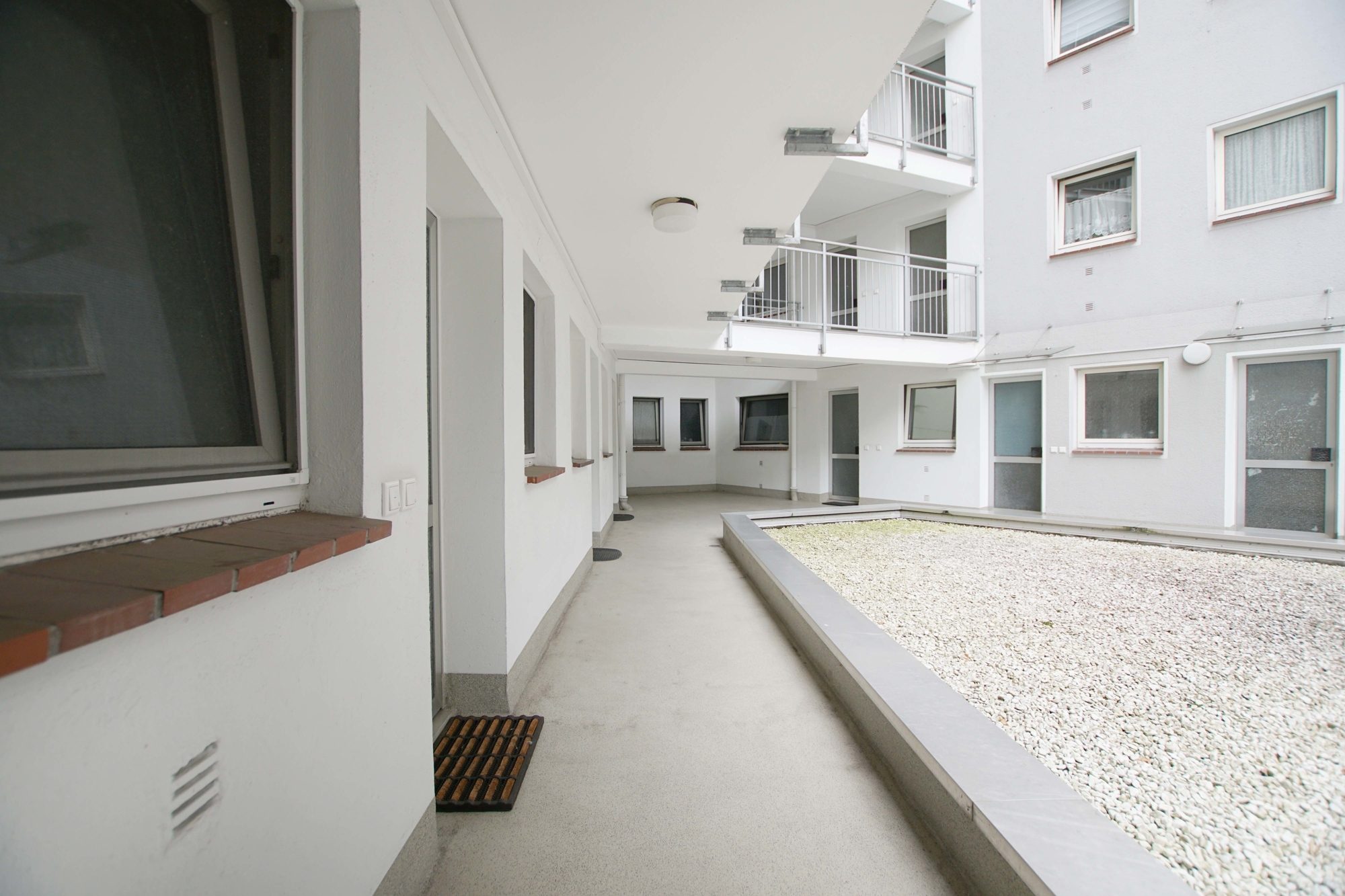 Immobilienangebot - Düsseldorf / Pempelfort - Alle - Pempelfort: vollmöbliertes 1-Zimmer Apartment in zentraler Lage!