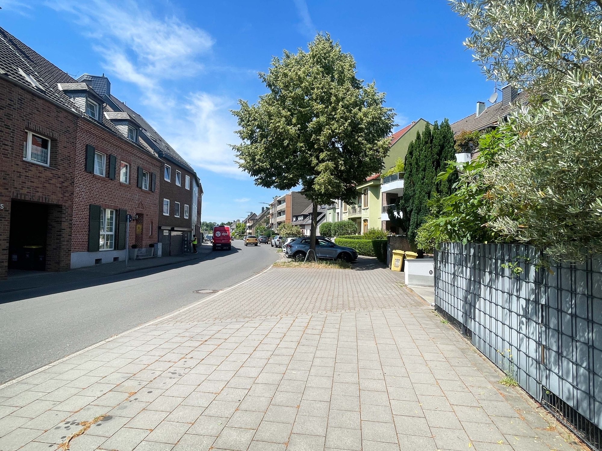 Immobilienangebot - Düsseldorf - Alle - Wohnen mit Wohlfühlgarantie: neuwertige 2-Zimmer-Wohnung mit Sonnen-Terrasse und TG-Stellplatz!