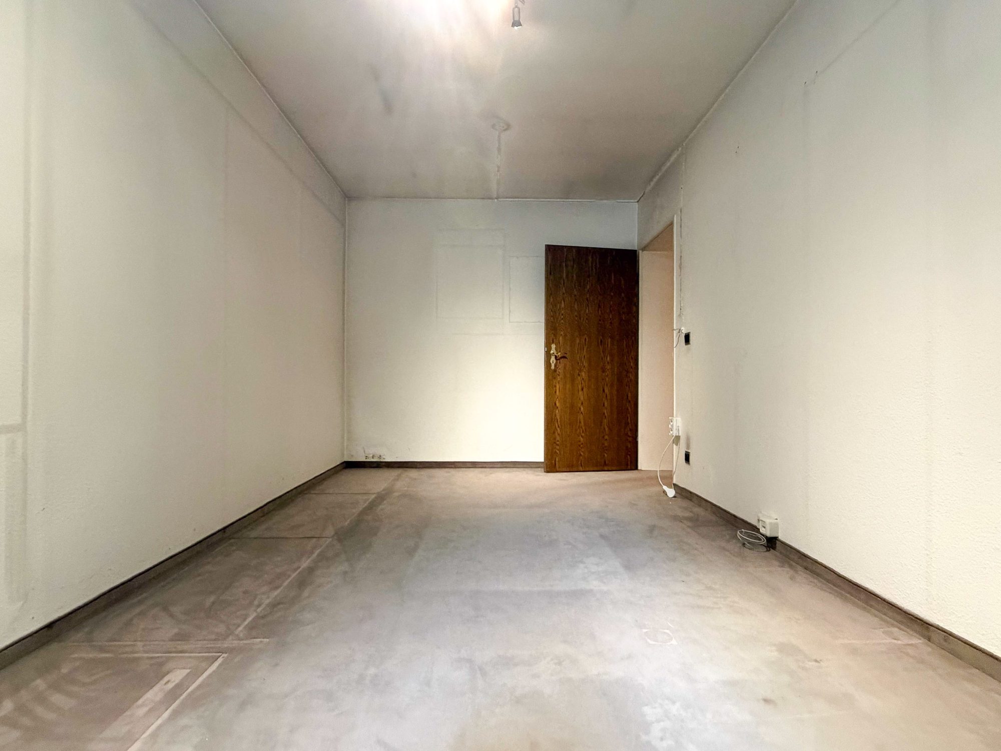 Immobilienangebot - Düsseldorf - Alle - Düsseldorf-Rath: Maisonette mit Hauscharakter, Garten und separat vermietetem Appartement!