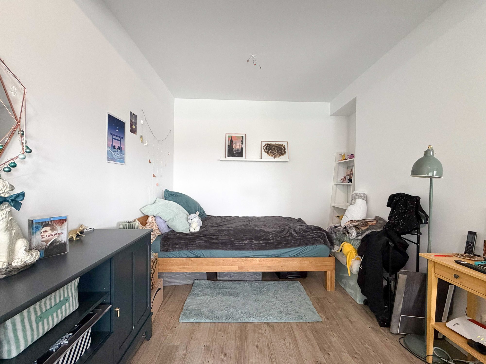 Immobilienangebot - Düsseldorf - Alle - Düsseldorf-Rath: Zwei vermietete Wohnungen als Einheit – ideal für Eigennutzung oder Kapitalanlage!
