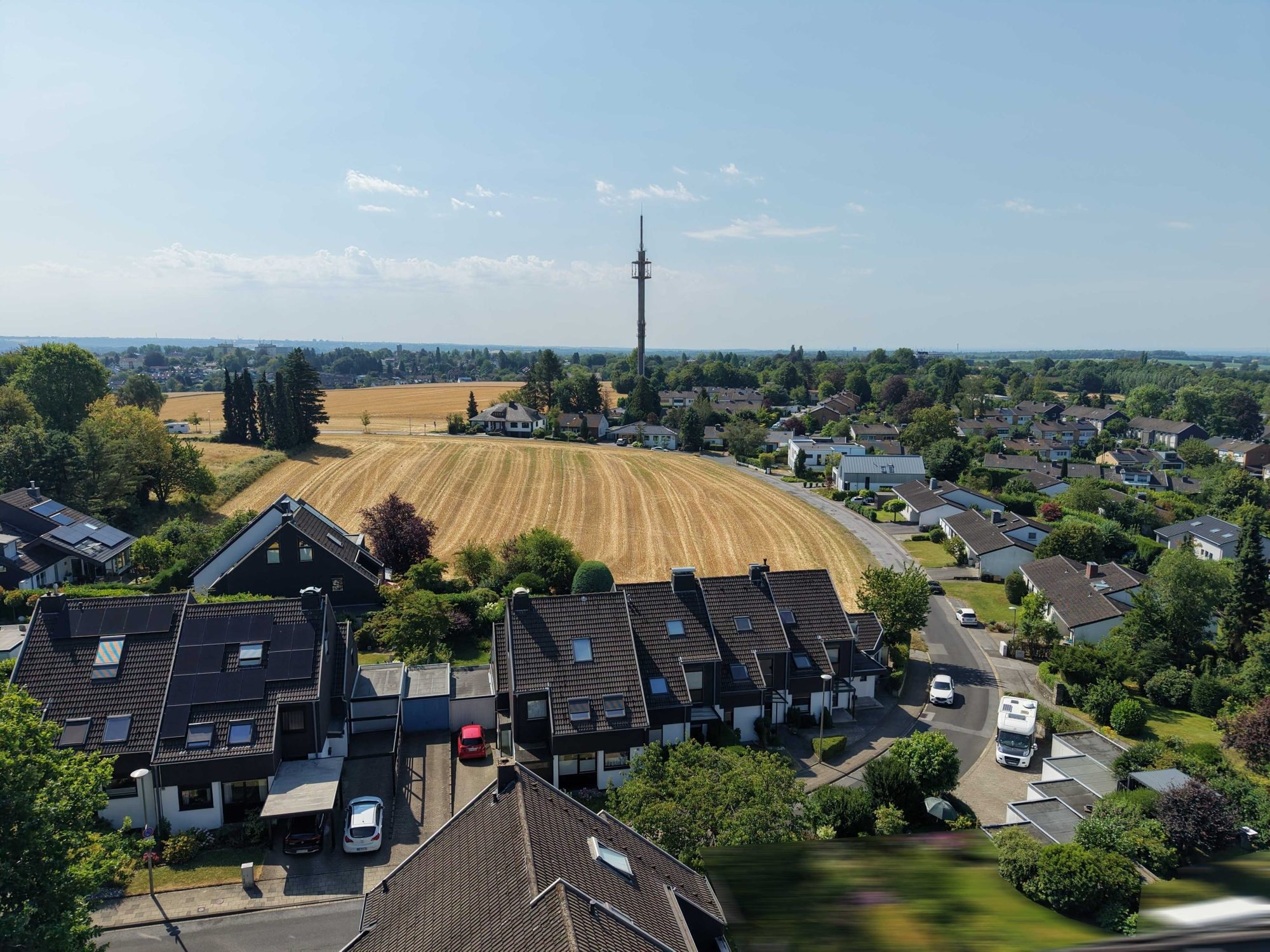 Immobilienangebot - Mettmann - Alle - Mettmann-Metzkausen: Viel Platz für die Familie - Großzügiges Reihenendhaus mit Garten und Garage!