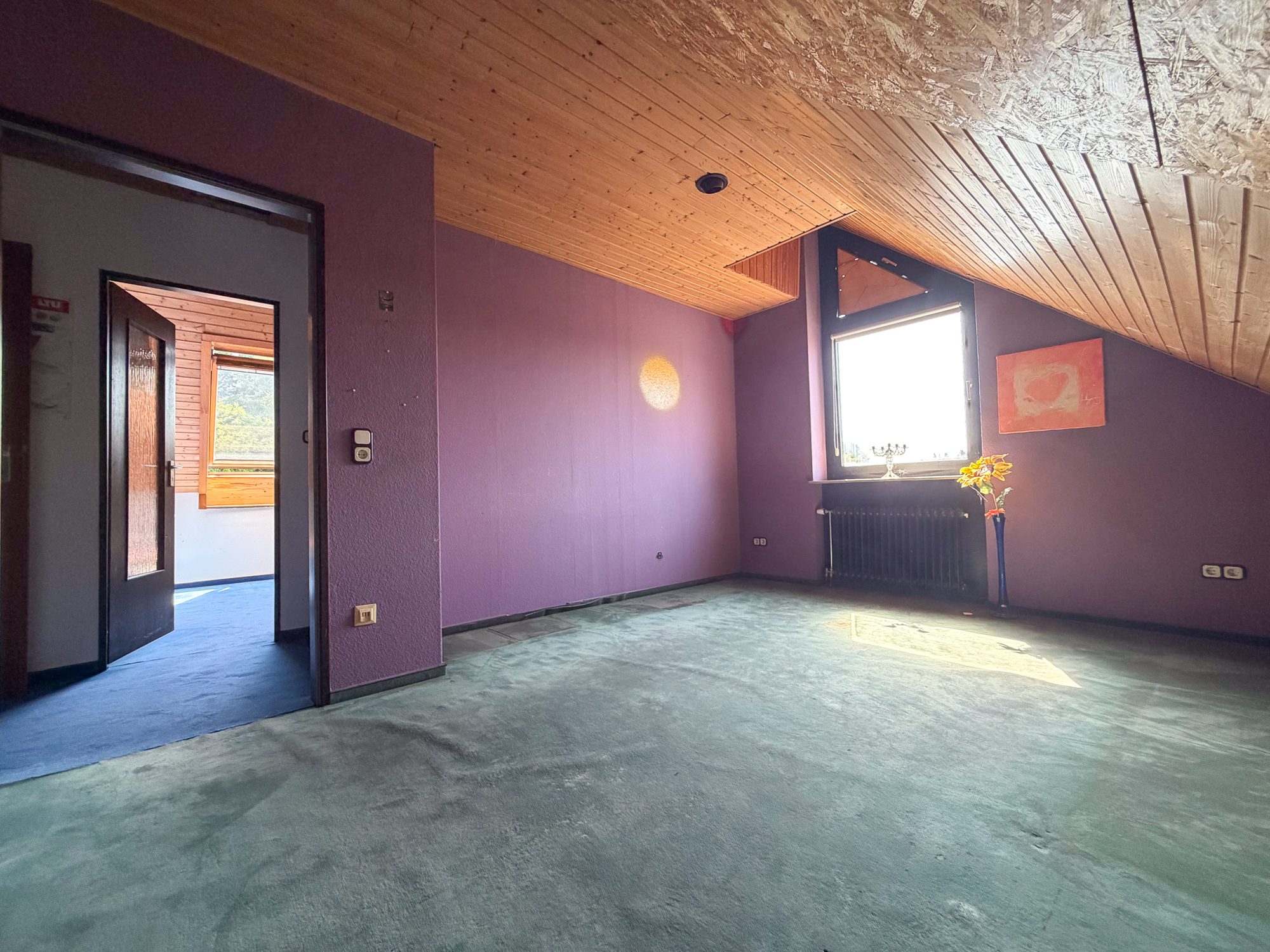 Immobilienangebot - Mettmann - Alle - Mettmann-Metzkausen: Viel Platz für die Familie - Großzügiges Reihenendhaus mit Garten und Garage!