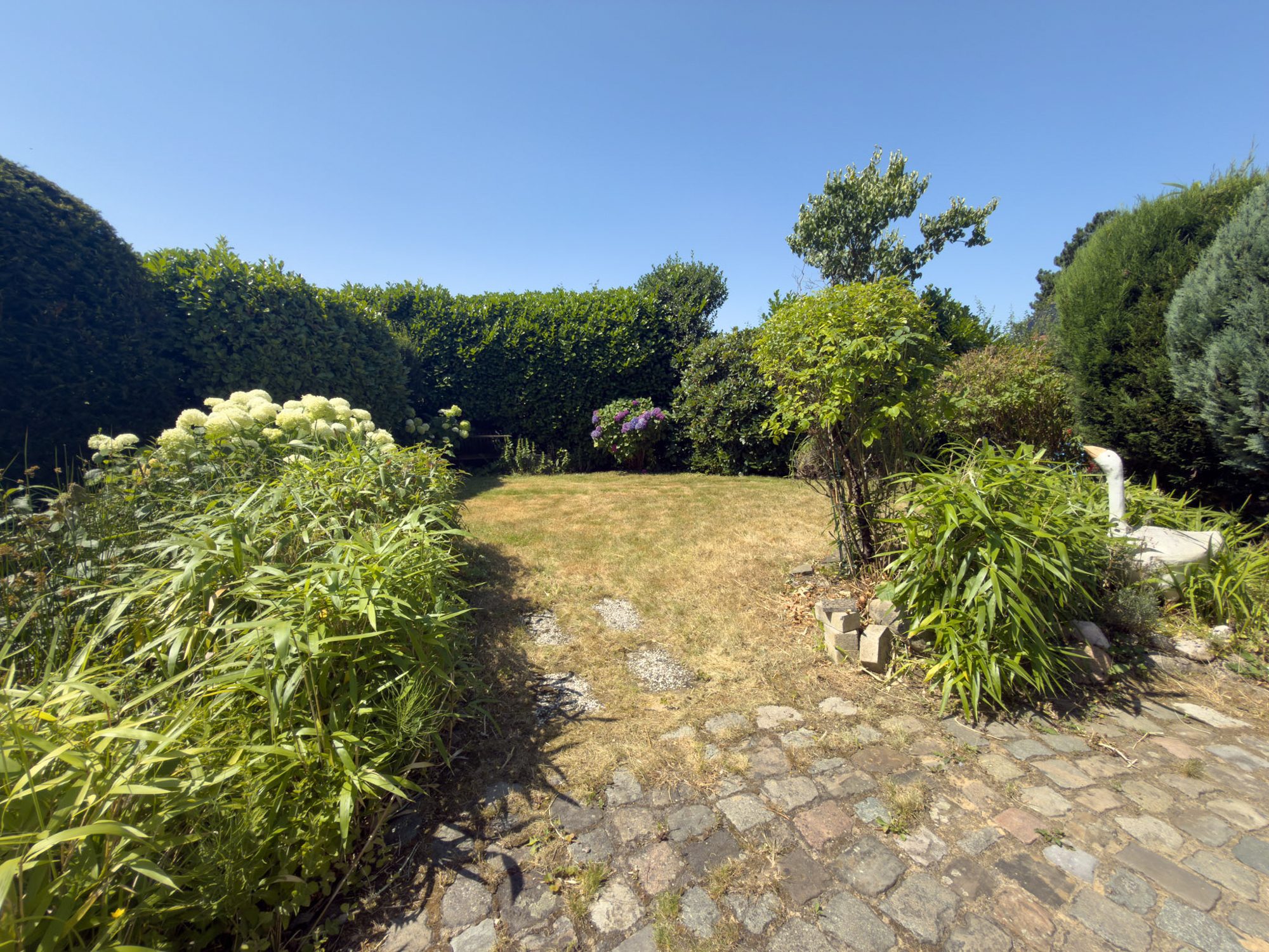 Immobilienangebot - Mettmann - Alle - Mettmann-Metzkausen: Viel Platz für die Familie - Großzügiges Reihenendhaus mit Garten und Garage!