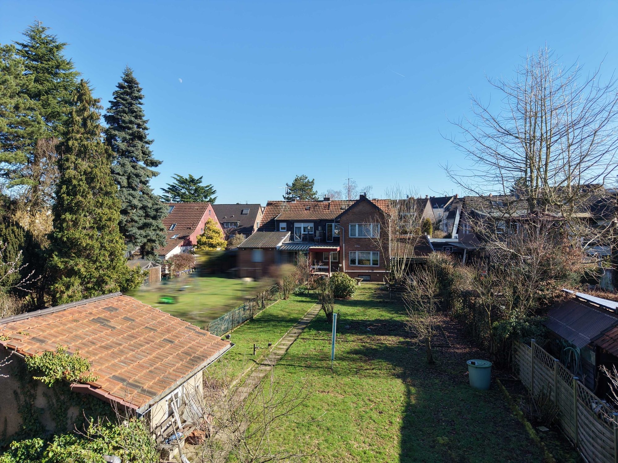 Immobilienangebot - Düsseldorf - Alle - Düsseldorf-Eller: Sanierungsbedürftiges Zweifamilienhaus mit vielfältigem Entwicklungspotenzial!