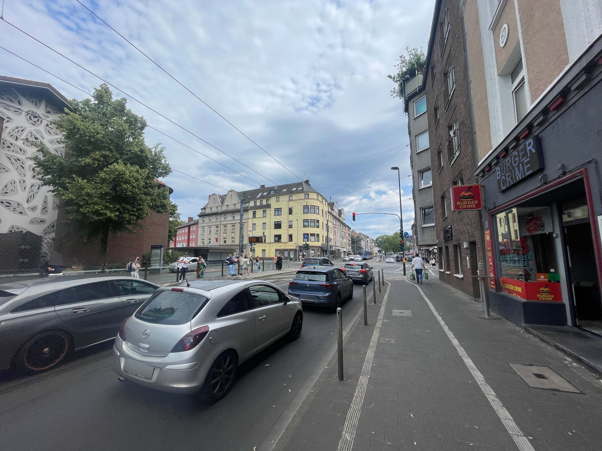 Immobilienangebot - Düsseldorf - Alle - Solides Anlageobjekt: Wohn- & Geschäftshaus mit 8 Wohneinheiten und 2 Gewerbeeinheiten in Lierenfeld