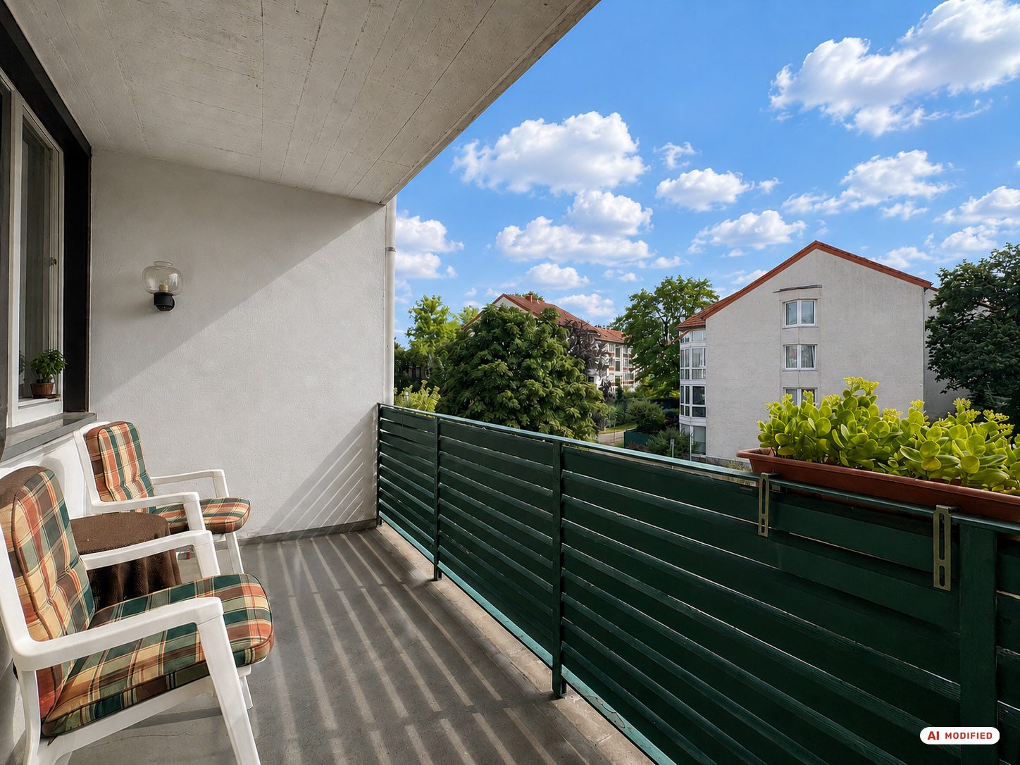 Immobilienangebot - Düsseldorf / Holthausen - Alle - Holthausen: Kapitalanlage mit Potenzial! Langjährig vermietete 2-Zimmer-Wohnung mit Balkon ins Grüne