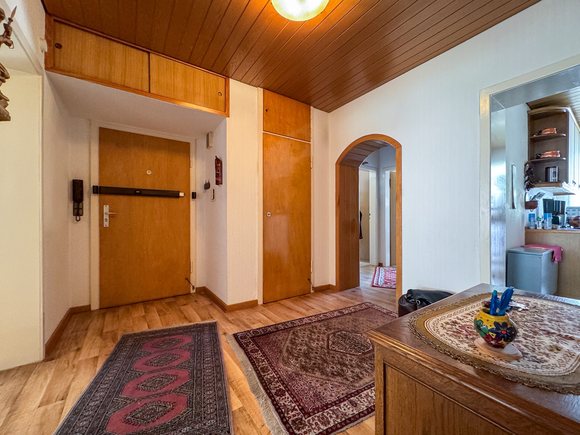 Immobilienangebot - Düsseldorf - Alle - Unterbilk: Raum für Ihre Ideen – 4-Zimmer-Wohnung mit zwei Balkonen und Rheinturmblick