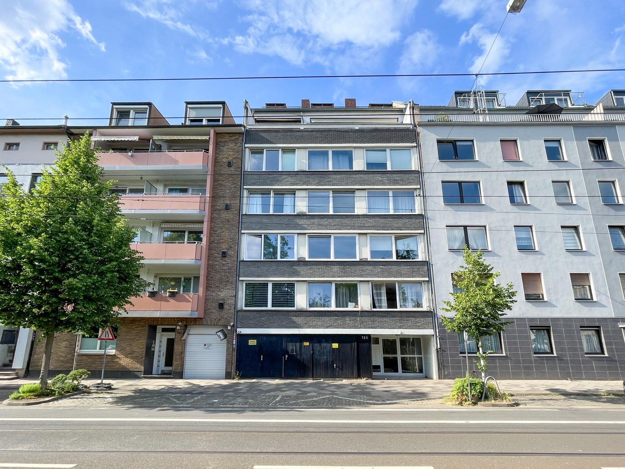 Immobilienangebot - Düsseldorf - Alle - Attraktive Kapitalanlage - 4 möblierte Apartments in einer ETW mit Blick auf den Florapark!