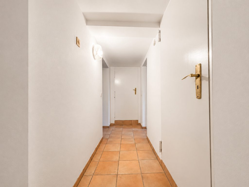 Immobilienangebot - Kaarst / Holzbüttgen - Alle - Holzbüttgen: gepflegtes Ein-/Zweifamilienhaus mit vielseitigen Nutzungsmöglichkeiten in ruhiger Lage