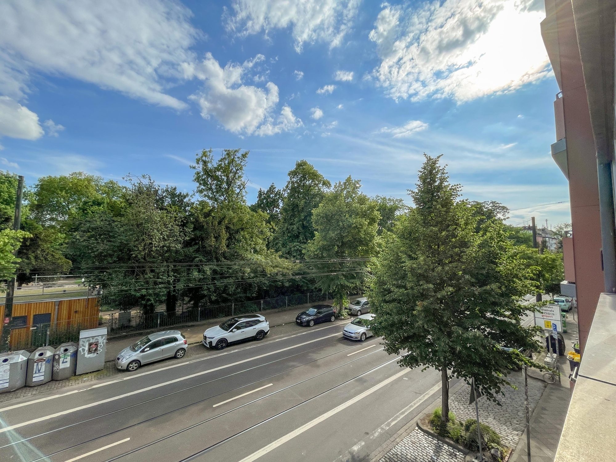 Immobilienangebot - Düsseldorf - Alle - Unterbilk: großzügige 4-Zimmer-Wohnung mit ca. 107 m² – aktuell in vier Apartments aufgeteilt