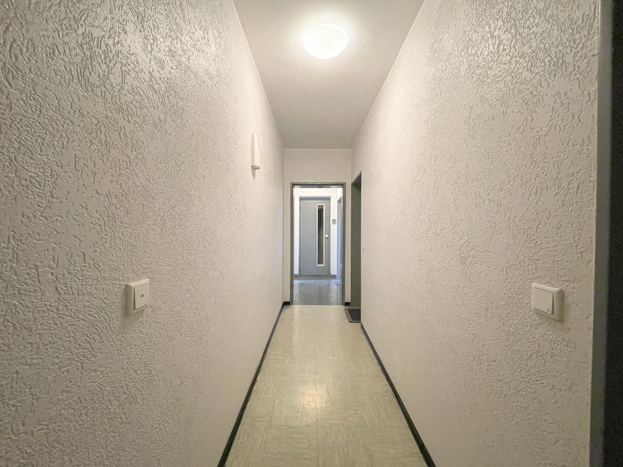 Immobilienangebot - Düsseldorf - Alle - Unterbilk: großzügige 4-Zimmer-Wohnung mit ca. 107 m² – aktuell in vier Apartments aufgeteilt