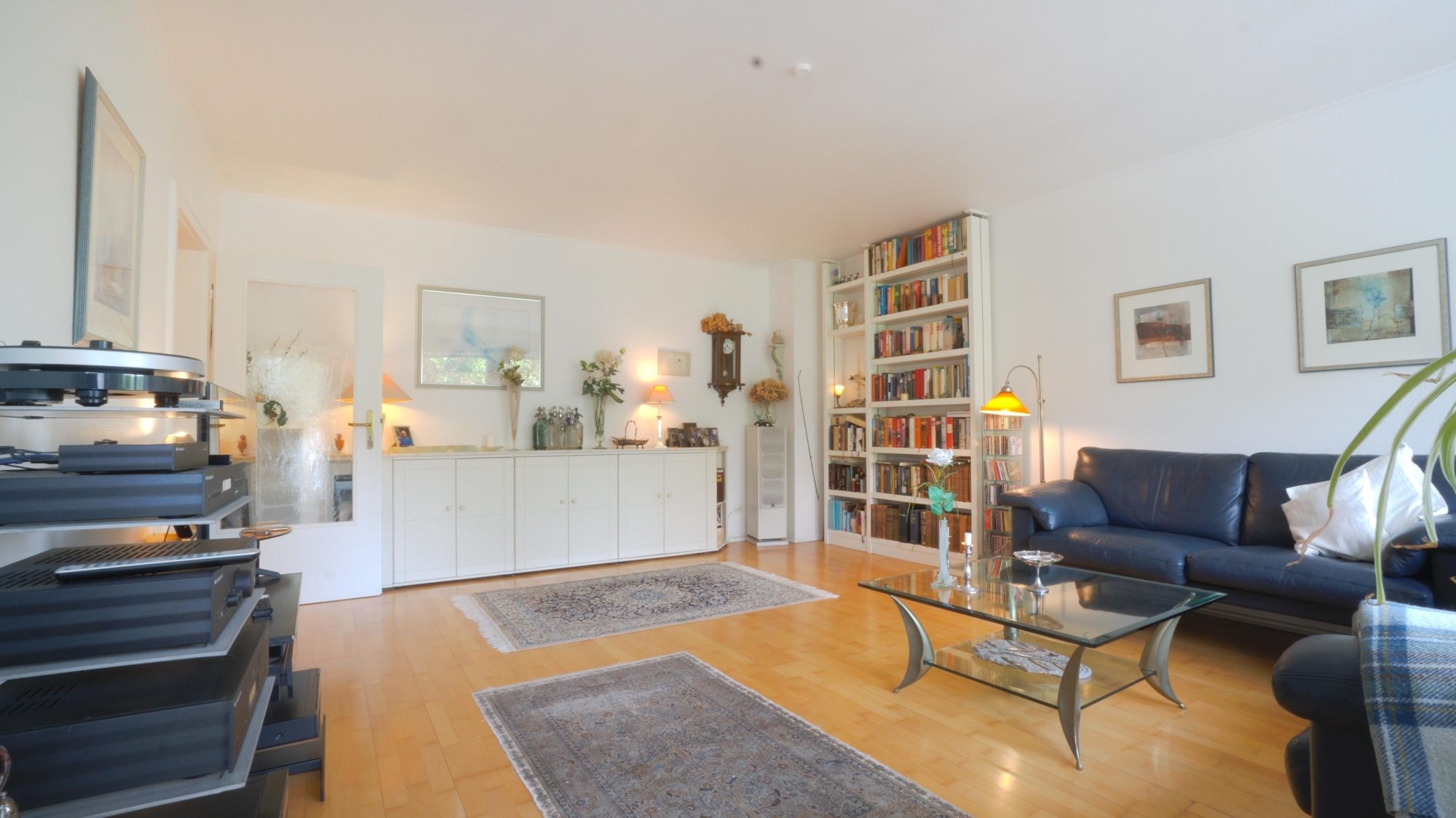 Immobilienangebot - Düsseldorf - Alle - Düsseldorf-Bilk: Ihr neues Zuhause in dieser 3-Zimmer-Wohnung – zentral, vielseitig, lebendig!